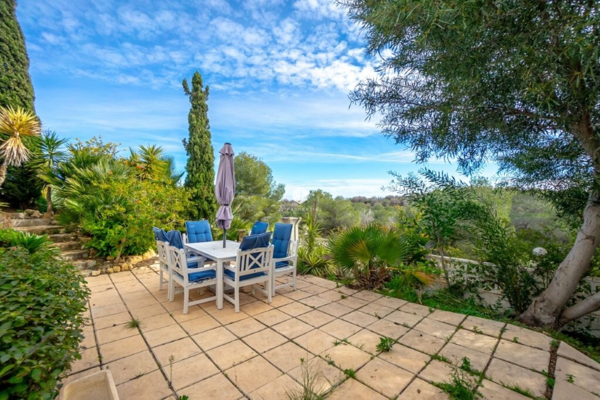 Aus zweiter Hand - Villa -
Algorfa - Montemar