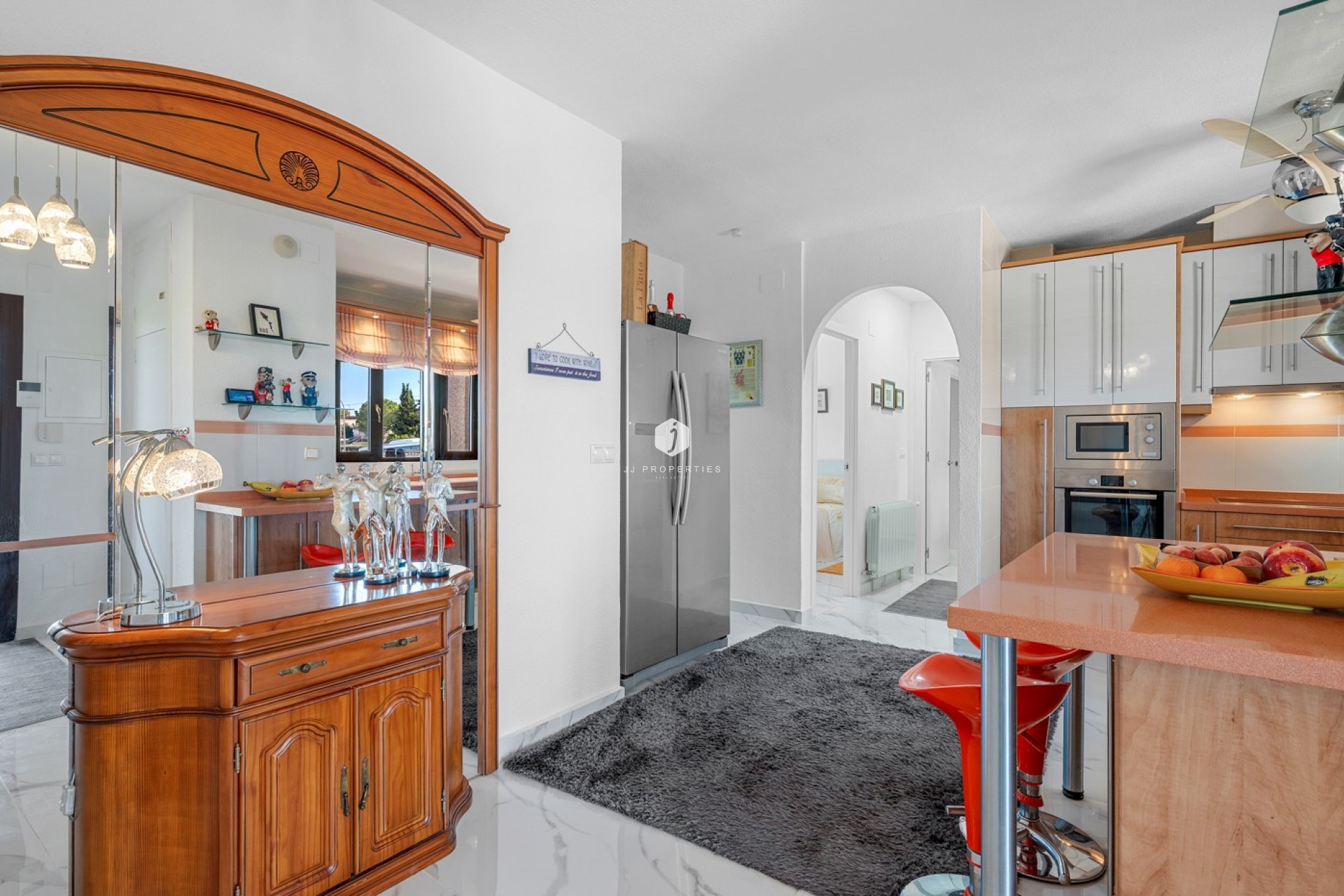 Aus zweiter Hand - Villa -
Almoradí - Inland