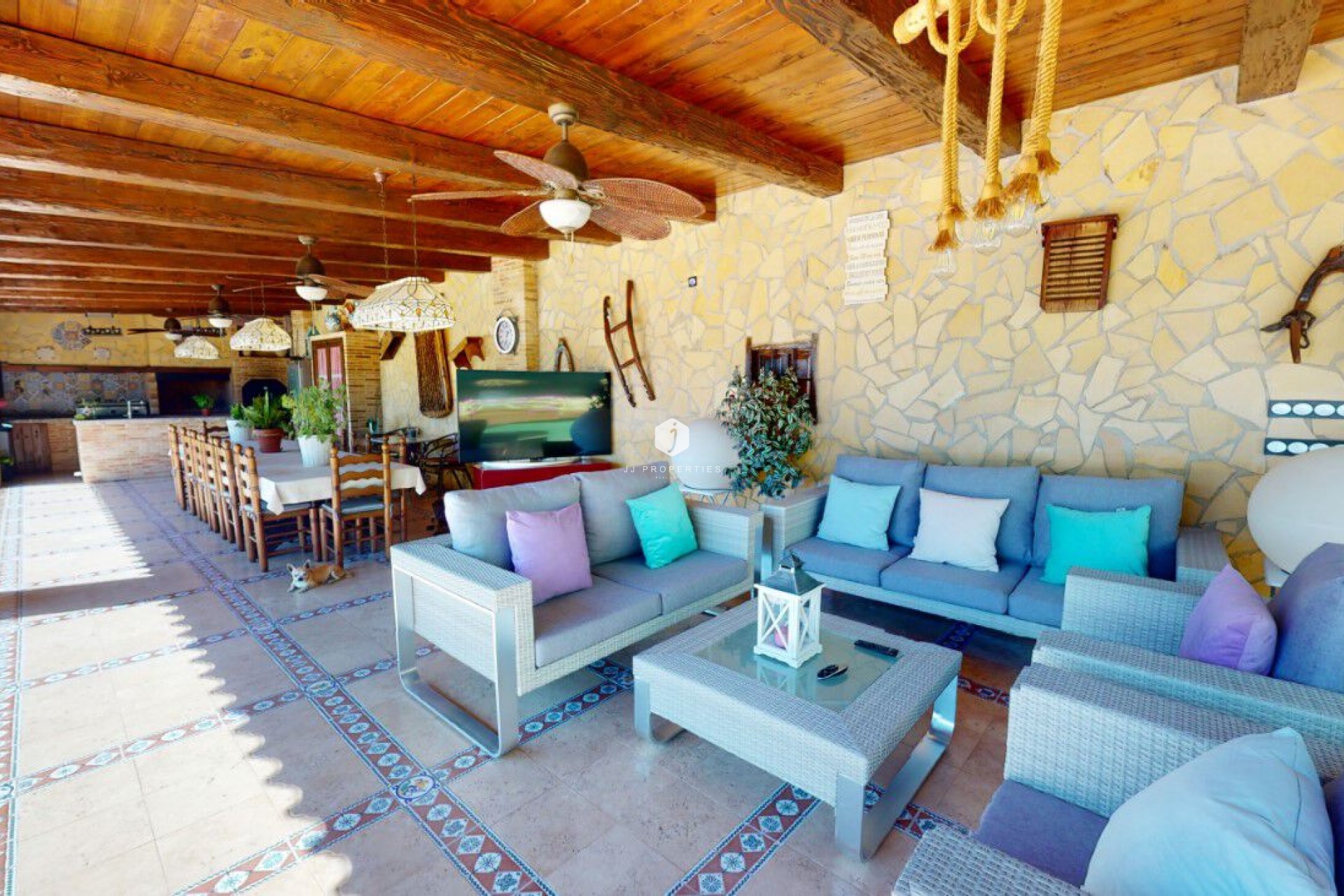 Aus zweiter Hand - Villa -
Almoradí - Inland