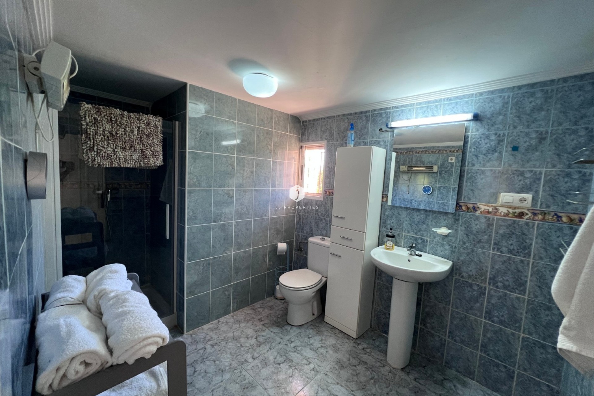 Aus zweiter Hand - Villa -
Benejúzar - Inland