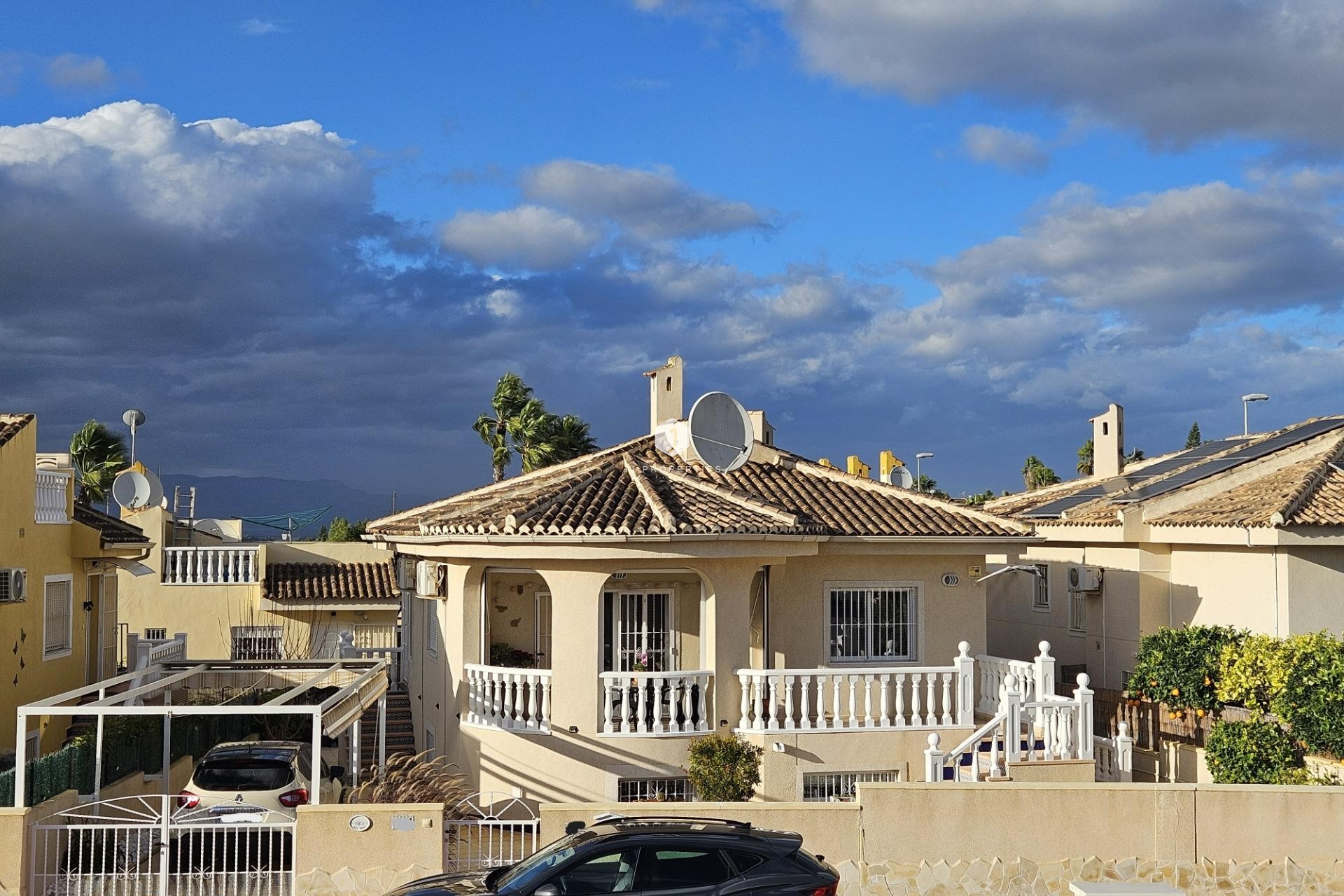 Aus zweiter Hand - Villa -
Benijofar - Benimar 3