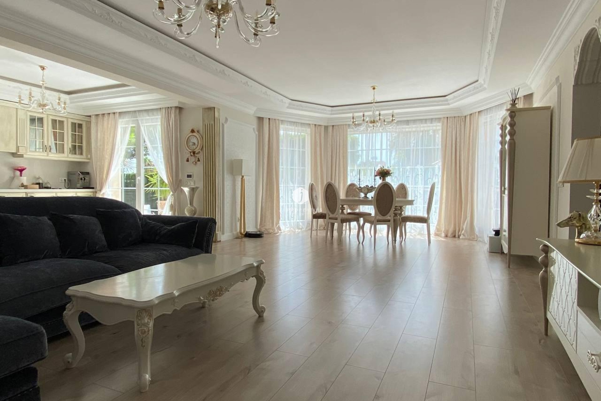 Aus zweiter Hand - Villa -
Benijofar - Ciudad Quesada