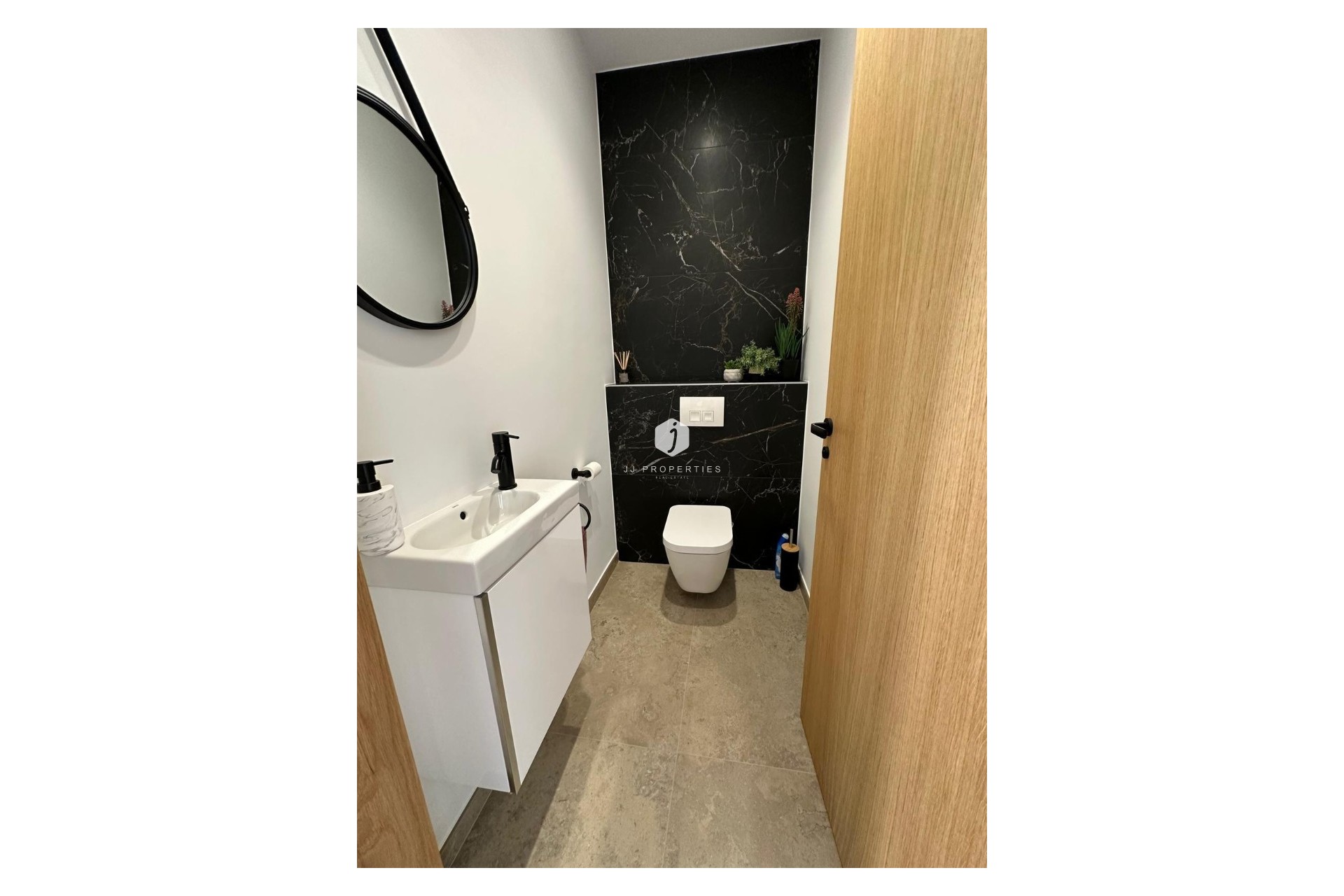 Aus zweiter Hand - Villa -
Benijofar - Costa Blanca