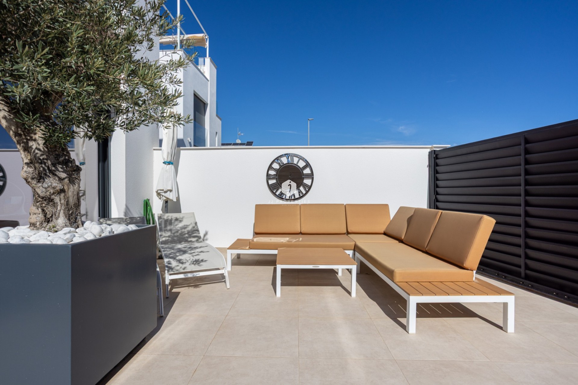 Aus zweiter Hand - Villa -
Benijofar - Costa Blanca