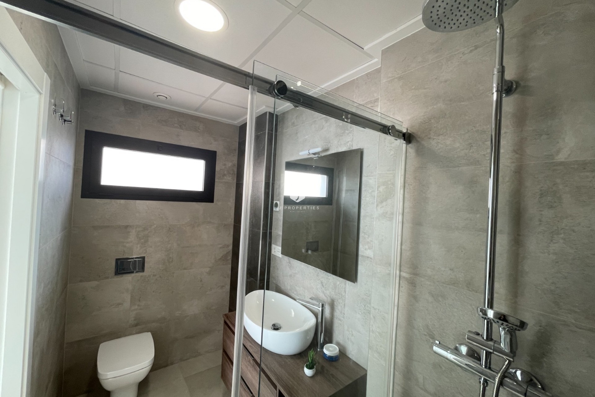 Aus zweiter Hand - Villa -
Benijofar - Costa Blanca