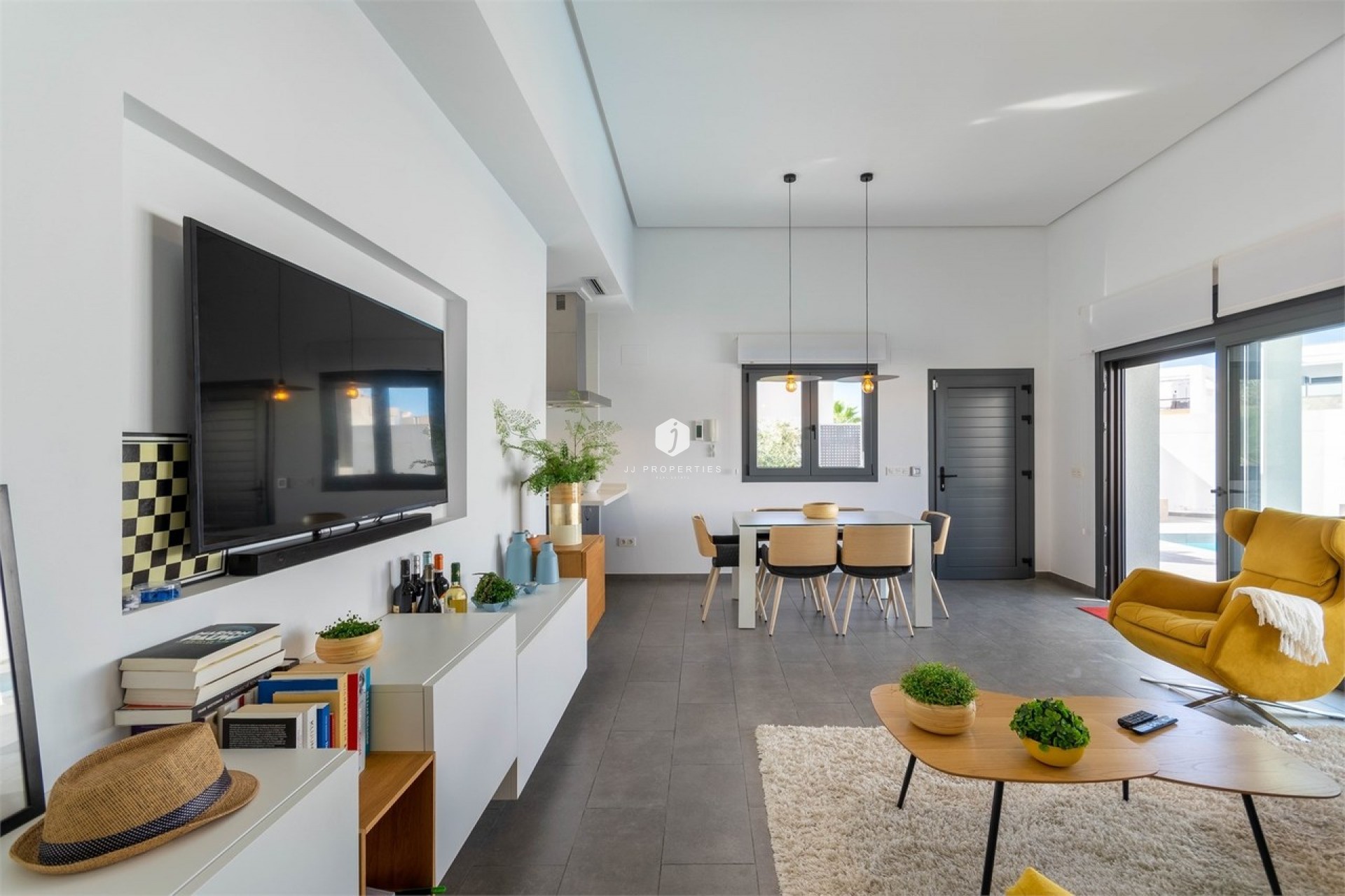 Aus zweiter Hand - Villa -
Benijofar - Costa Blanca