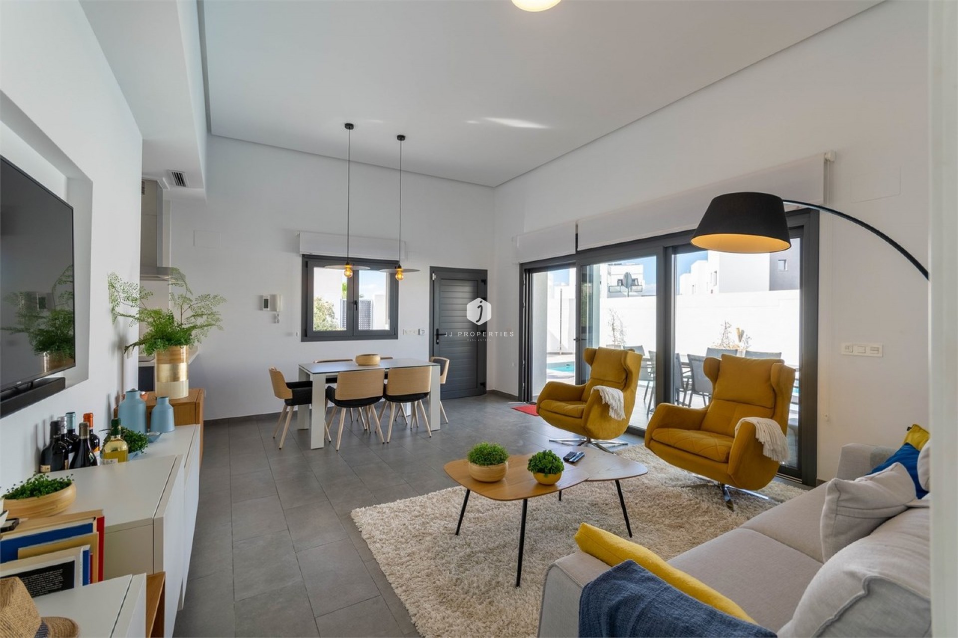 Aus zweiter Hand - Villa -
Benijofar - Costa Blanca