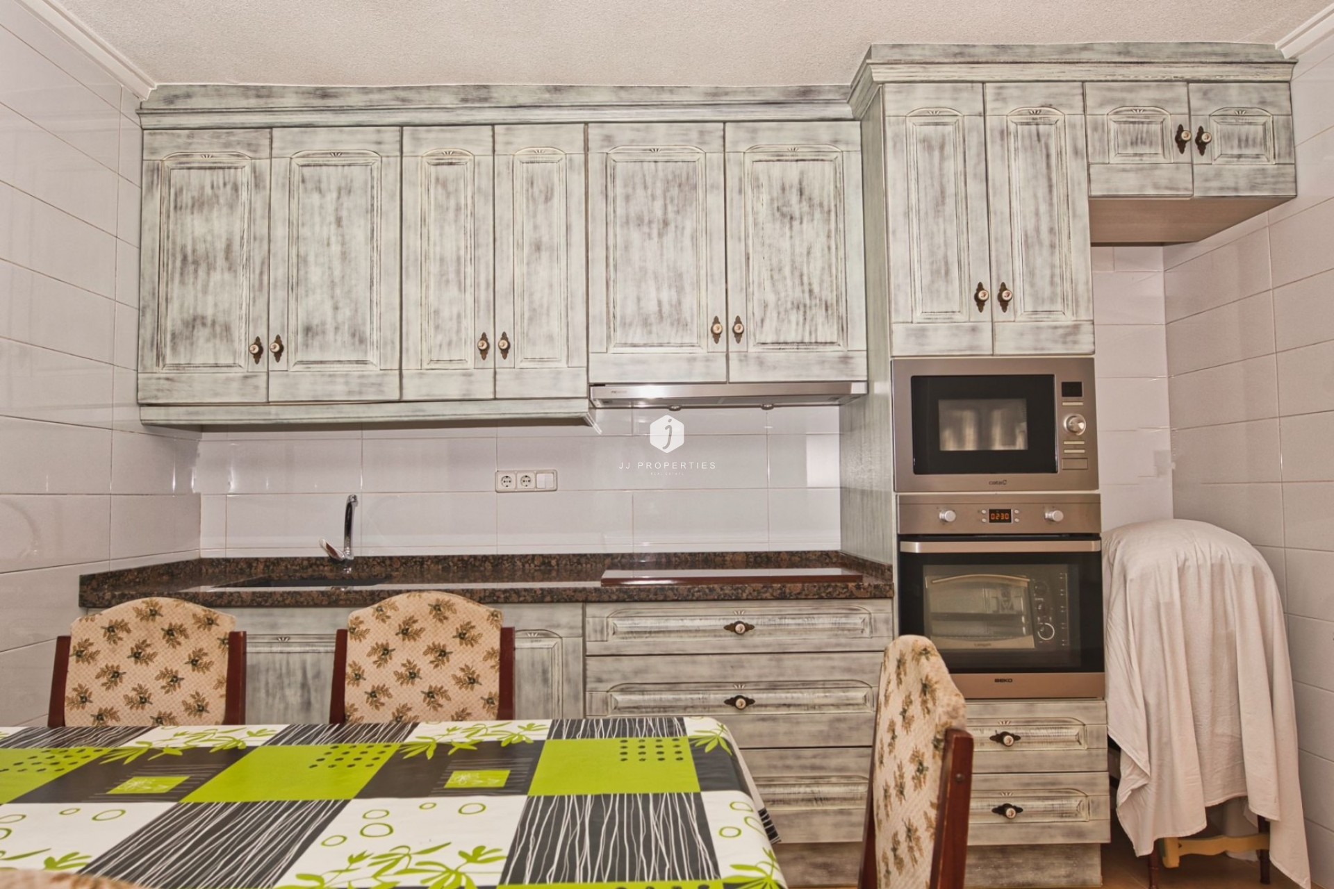 Aus zweiter Hand - Villa -
Benijofar - Costa Blanca