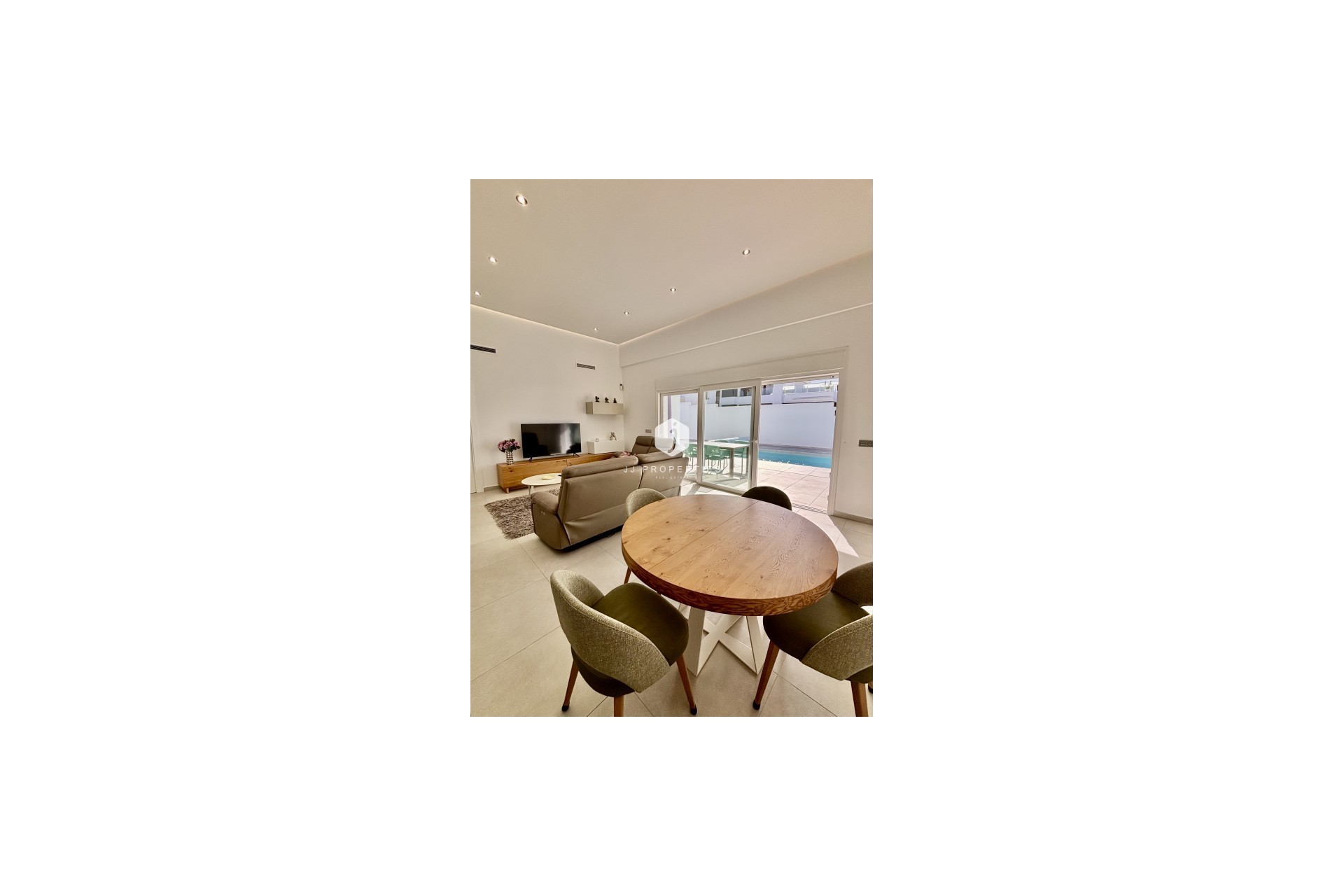 Aus zweiter Hand - Villa -
Benijofar - Costa Blanca