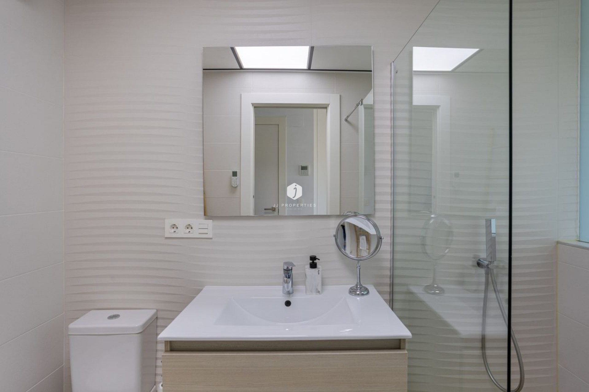 Aus zweiter Hand - Villa -
Benijofar - Costa Blanca