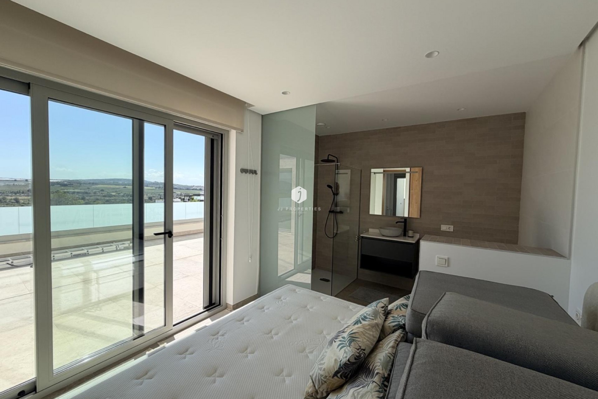 Aus zweiter Hand - Villa -
Benijofar - Costa Blanca