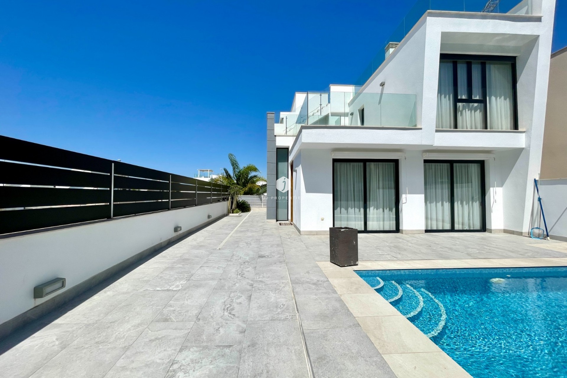 Aus zweiter Hand - Villa -
Benijofar - Costa Blanca