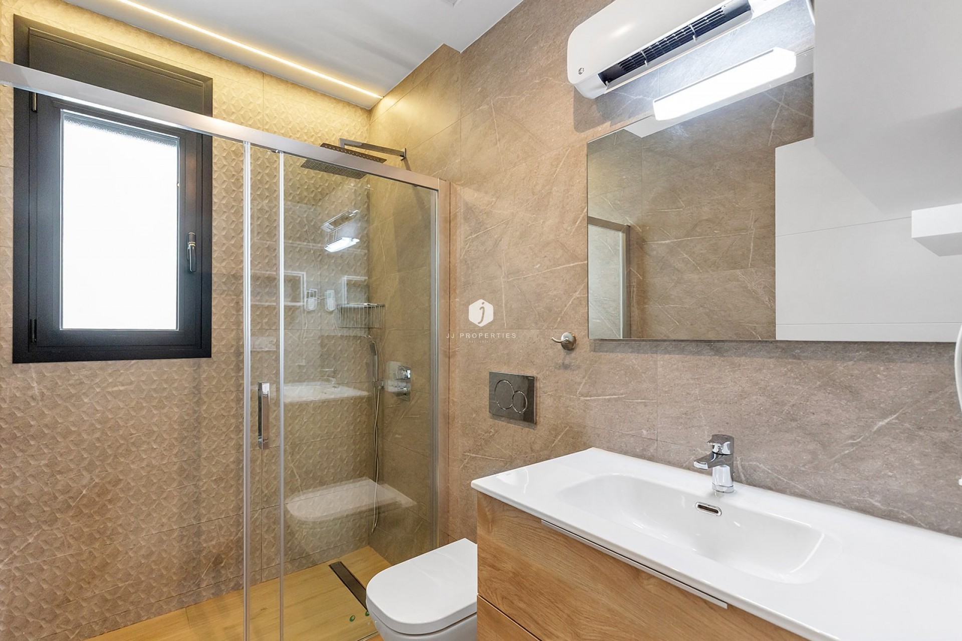 Aus zweiter Hand - Villa -
Benijofar - Costa Blanca