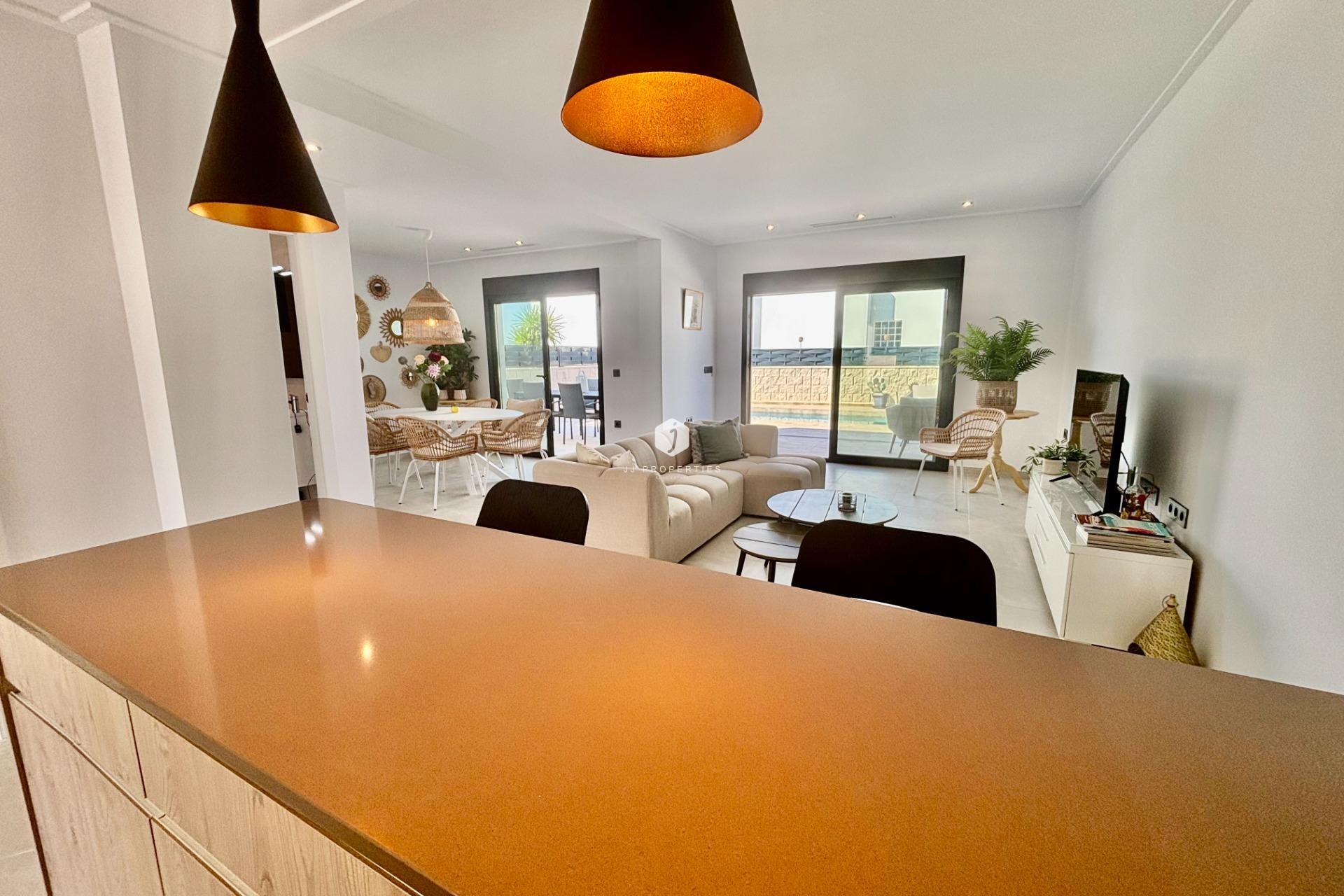 Aus zweiter Hand - Villa -
Benijofar - Pueblo 4