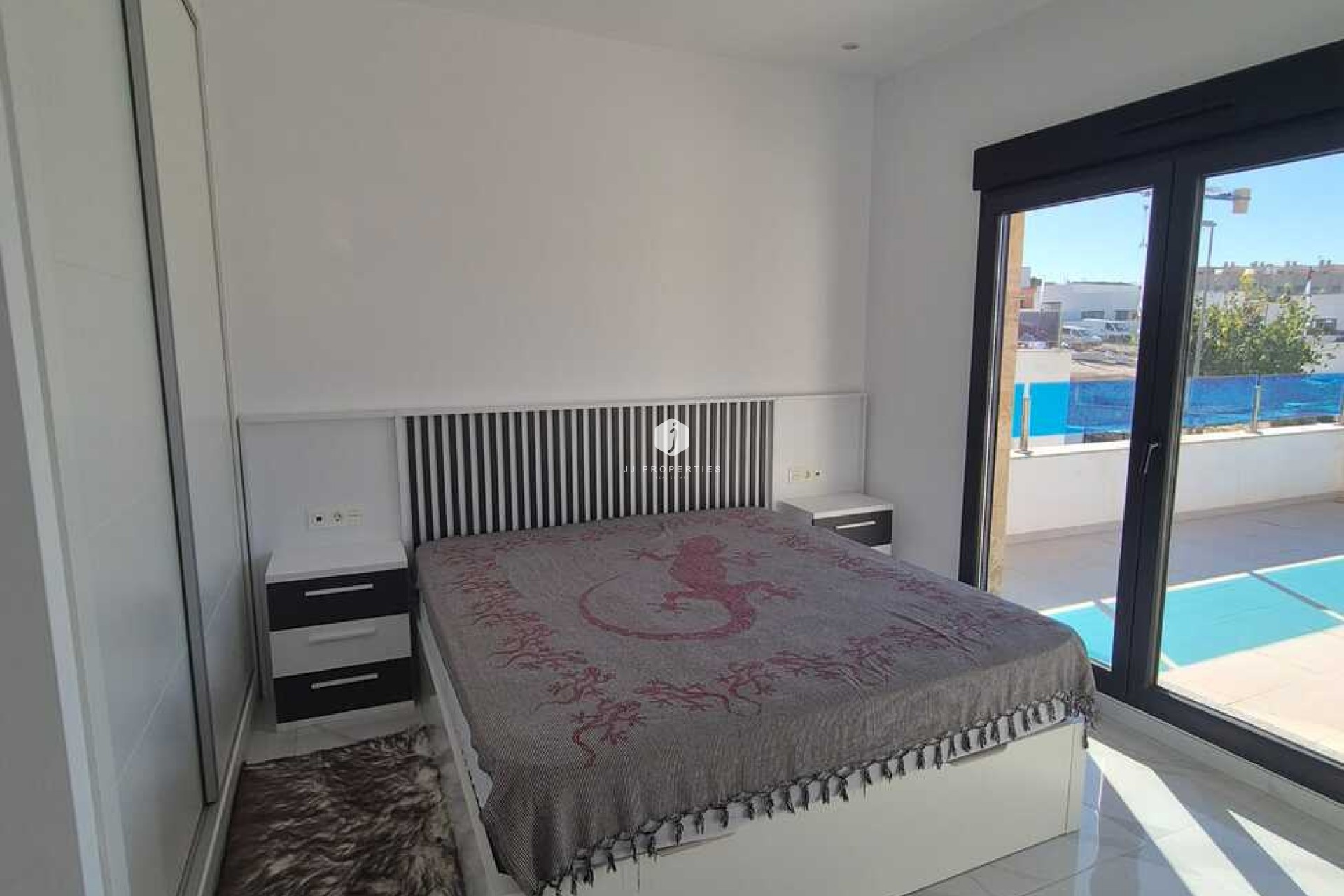 Aus zweiter Hand - Villa -
Bigastro - Inland