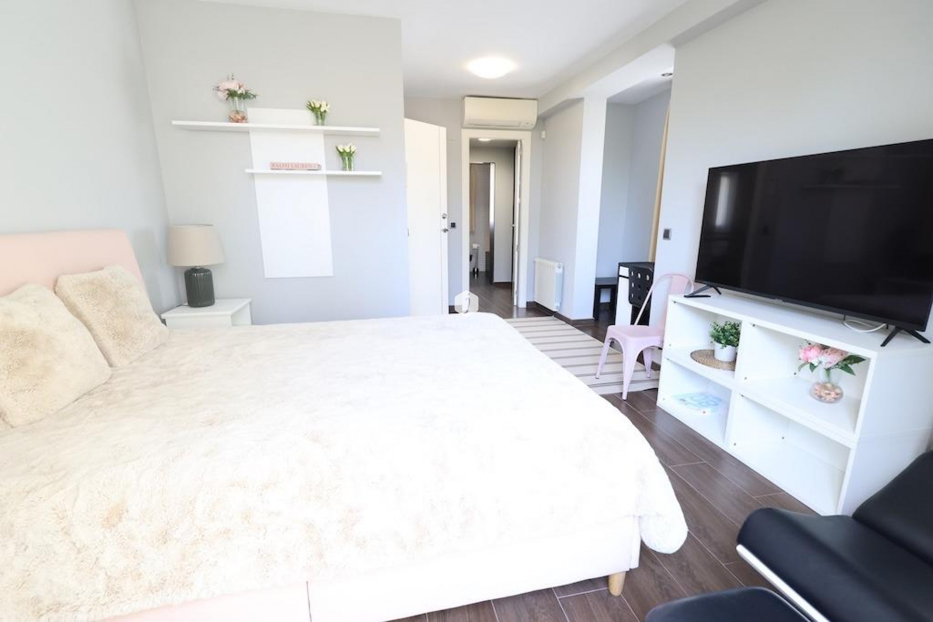 Aus zweiter Hand - Villa -
Cabo Roig - Costa Blanca