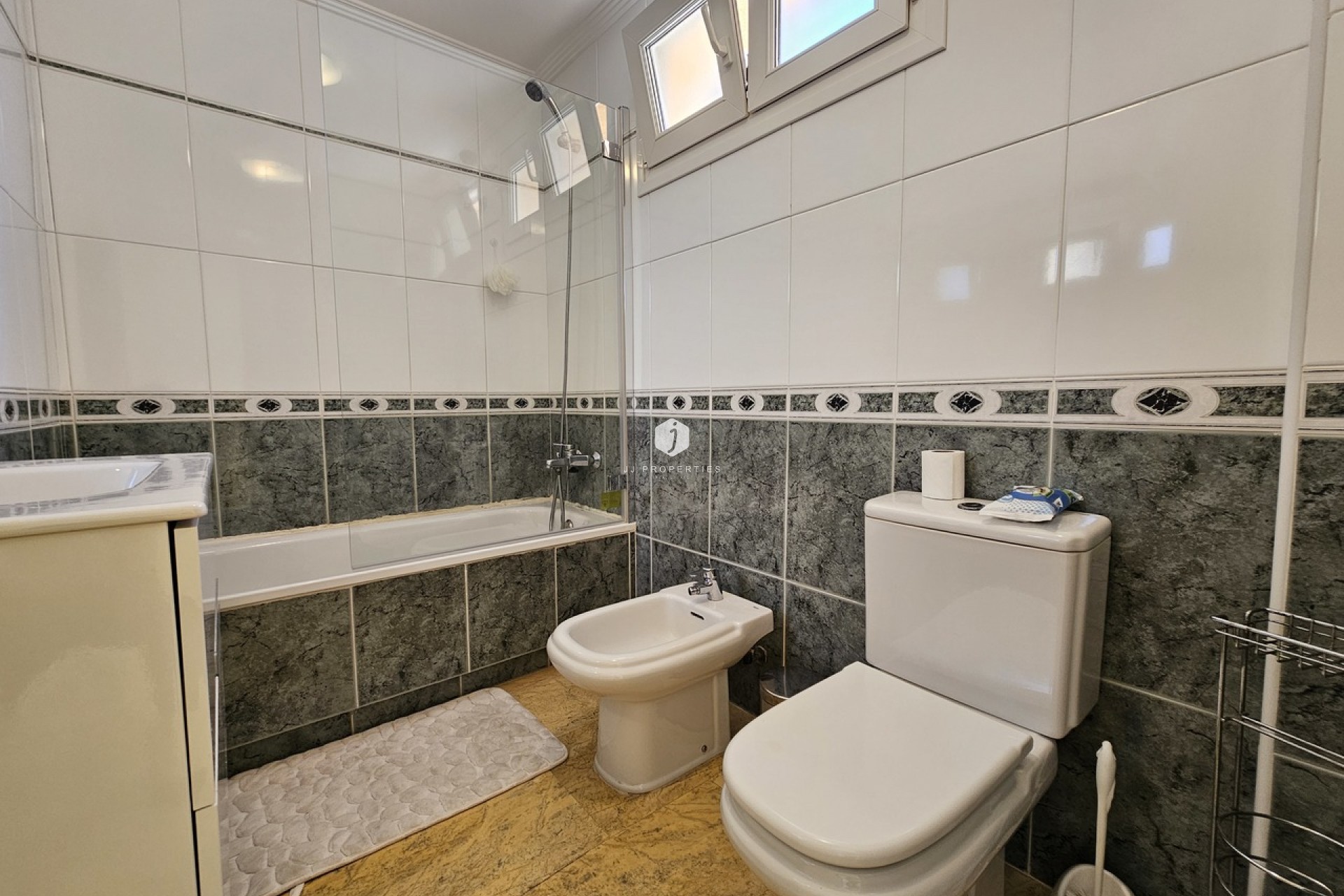 Aus zweiter Hand - Villa -
Cabo Roig - Costa Blanca