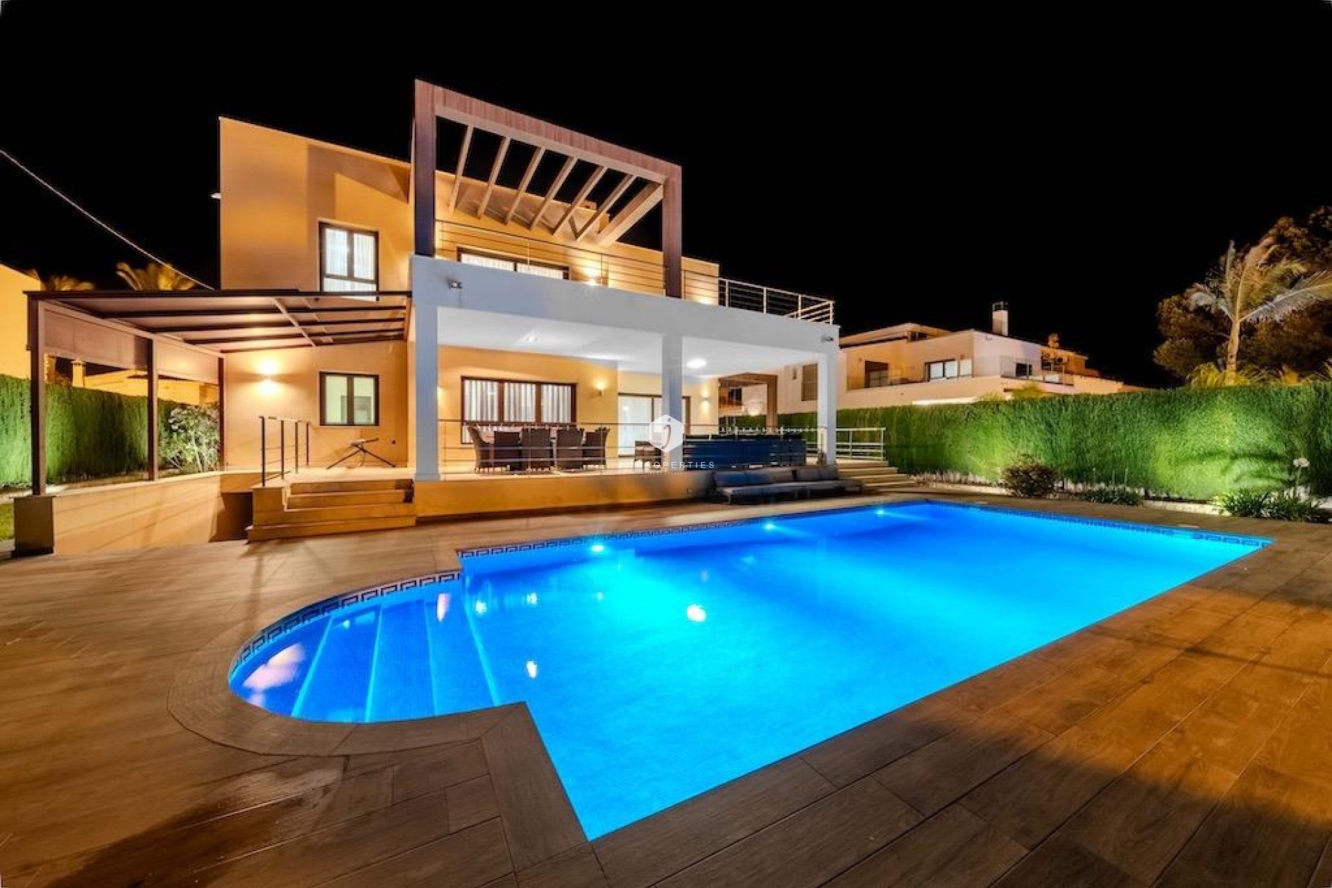 Aus zweiter Hand - Villa -
Cabo Roig - Costa Blanca