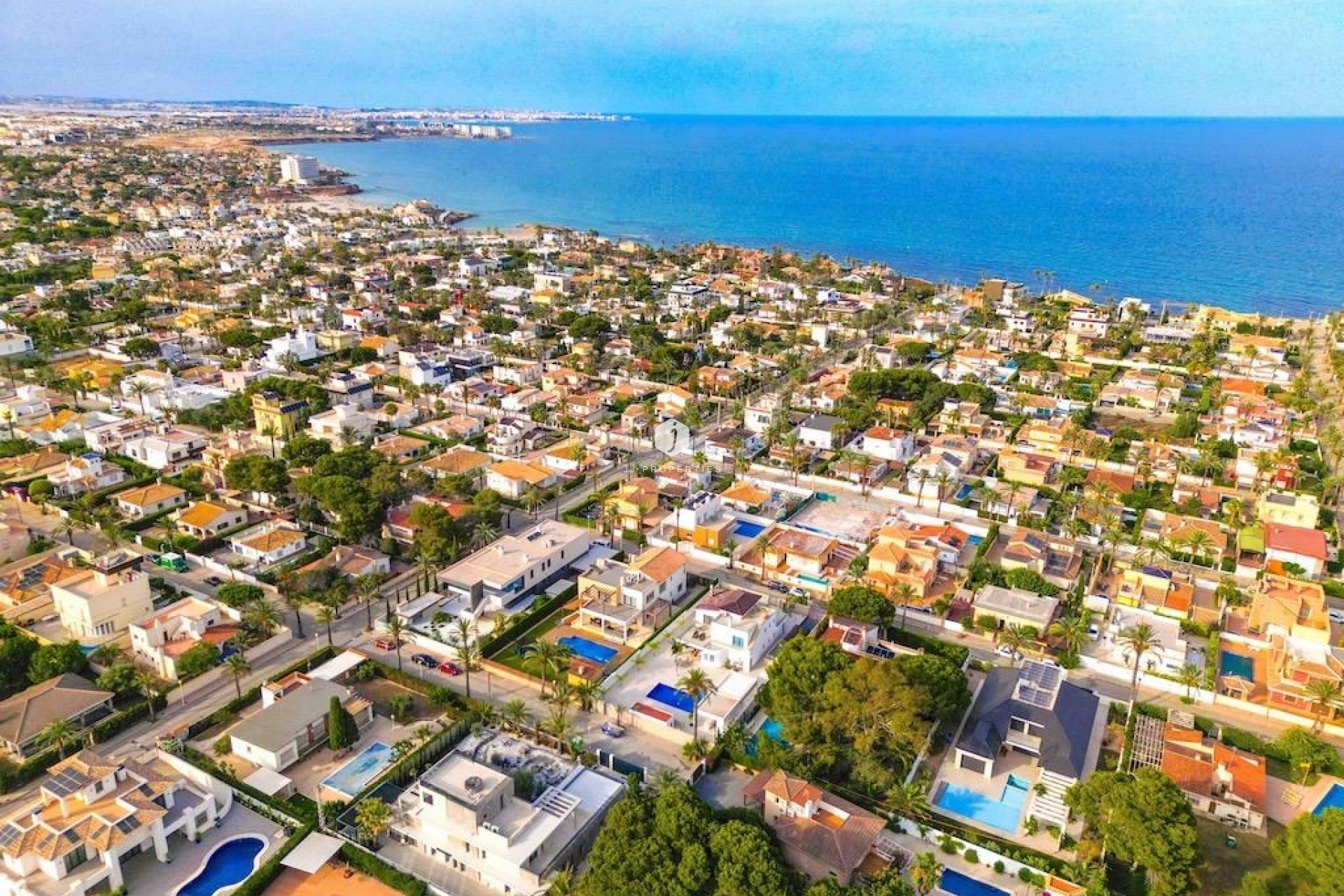 Aus zweiter Hand - Villa -
Cabo Roig - Costa Blanca