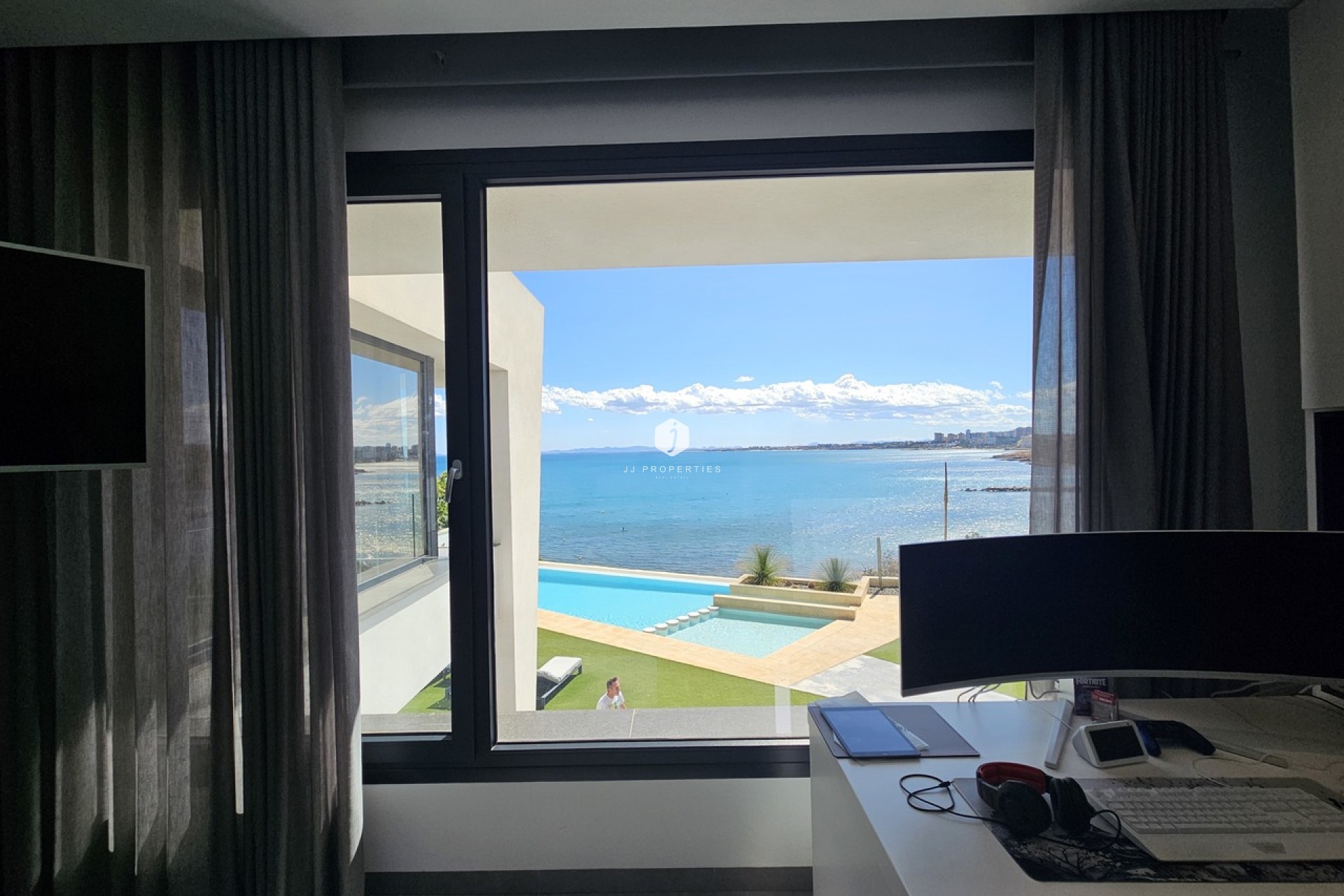 Aus zweiter Hand - Villa -
Cabo Roig - Costa Blanca