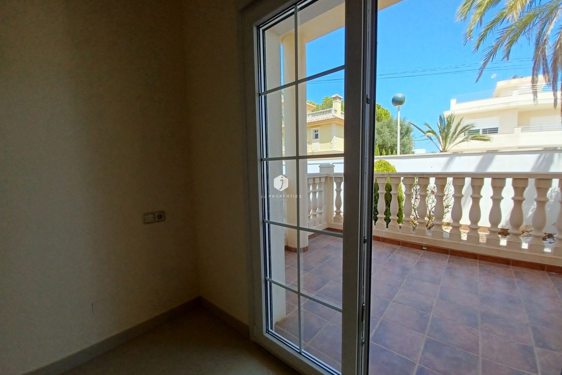 Aus zweiter Hand - Villa -
Cabo Roig - Costa Blanca