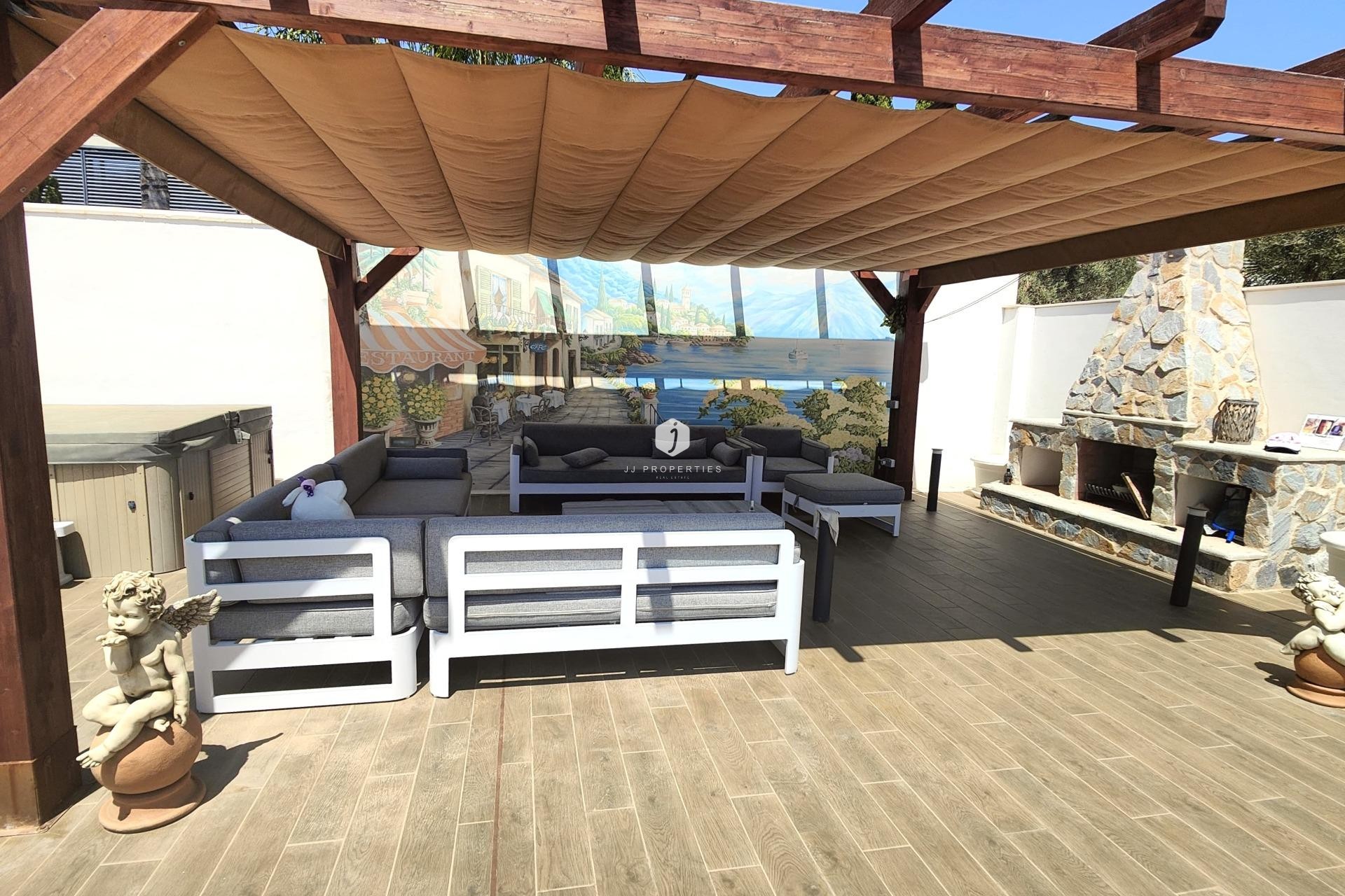 Aus zweiter Hand - Villa -
Cabo Roig - Costa Blanca