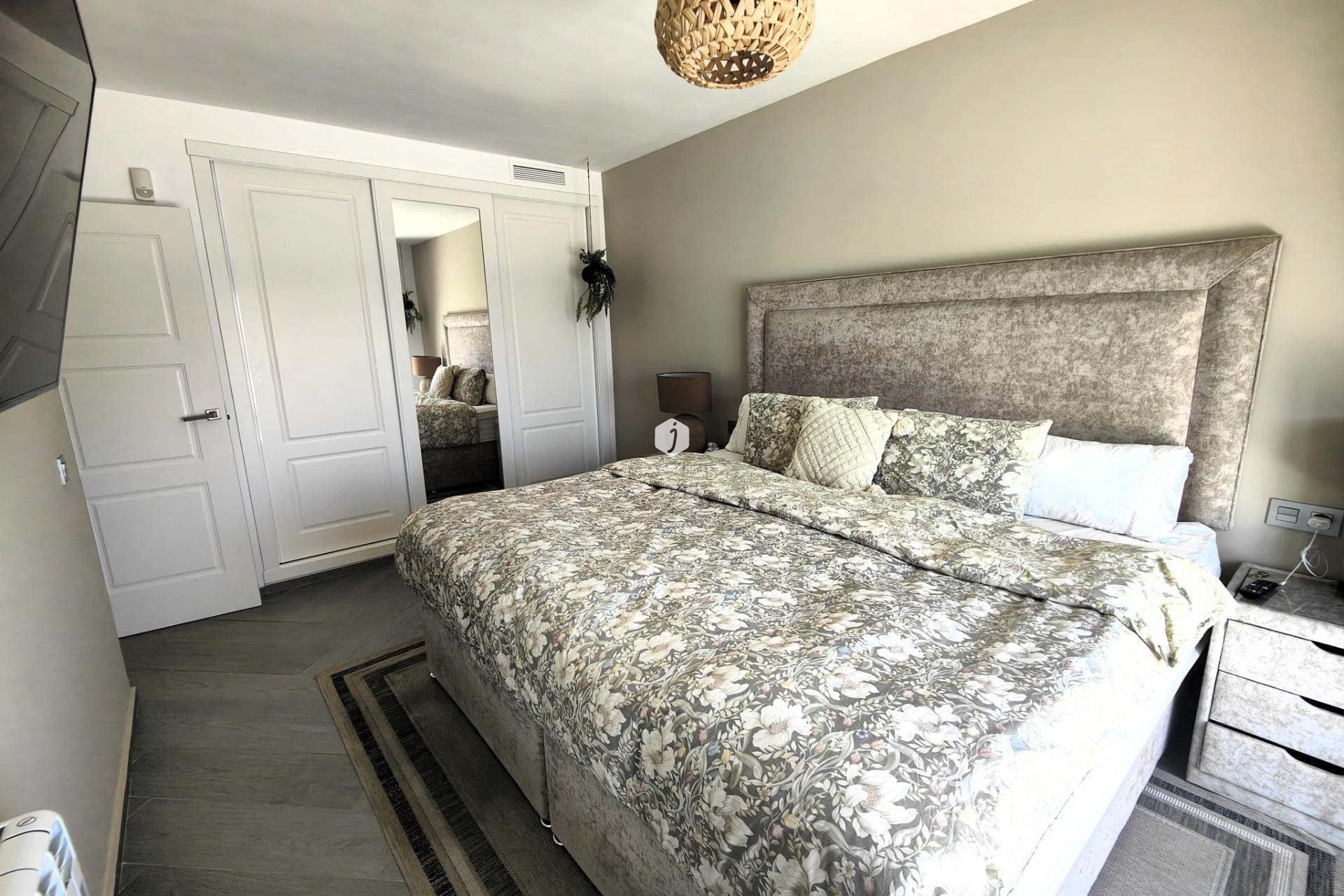 Aus zweiter Hand - Villa -
Cabo Roig - Costa Blanca