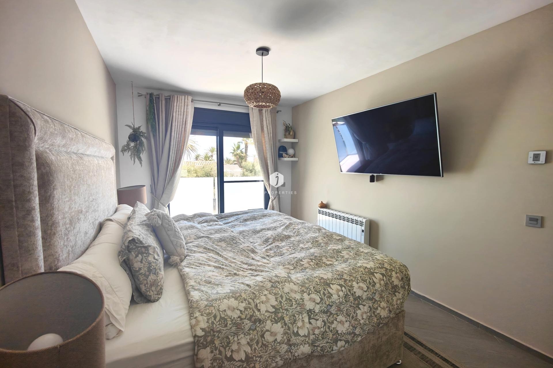 Aus zweiter Hand - Villa -
Cabo Roig - Costa Blanca