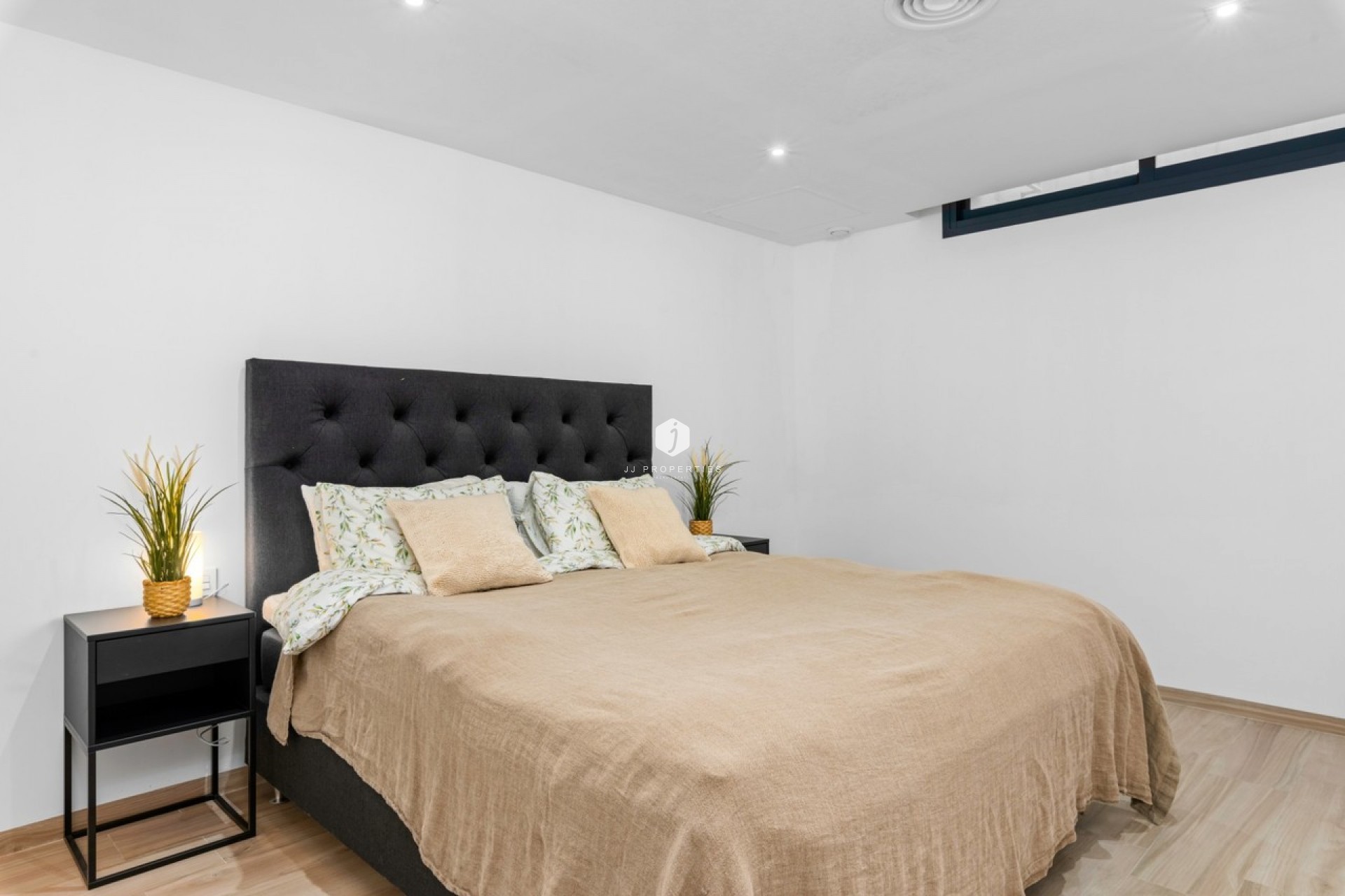 Aus zweiter Hand - Villa -
Cabo Roig - Costa Blanca