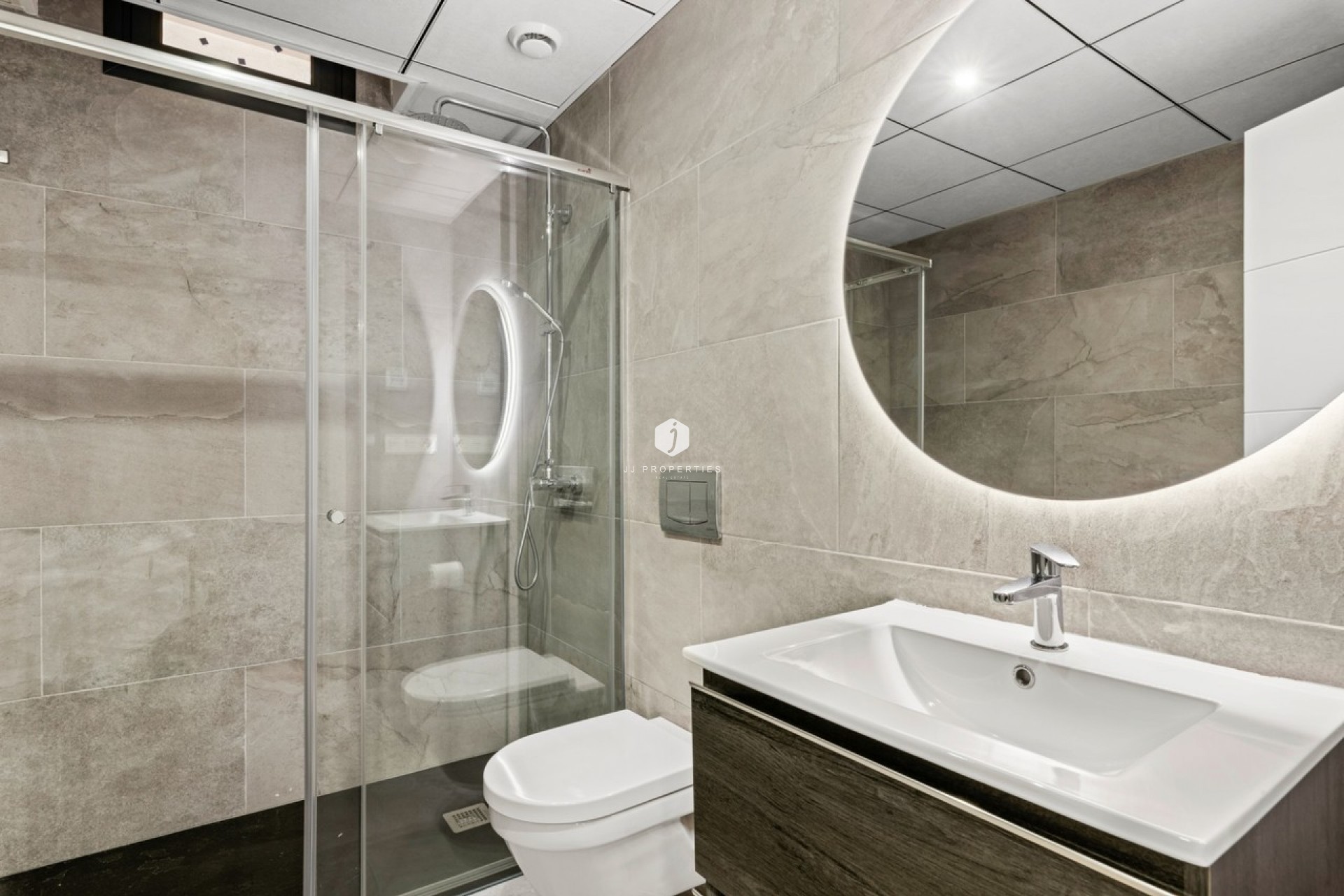 Aus zweiter Hand - Villa -
Cabo Roig - Costa Blanca