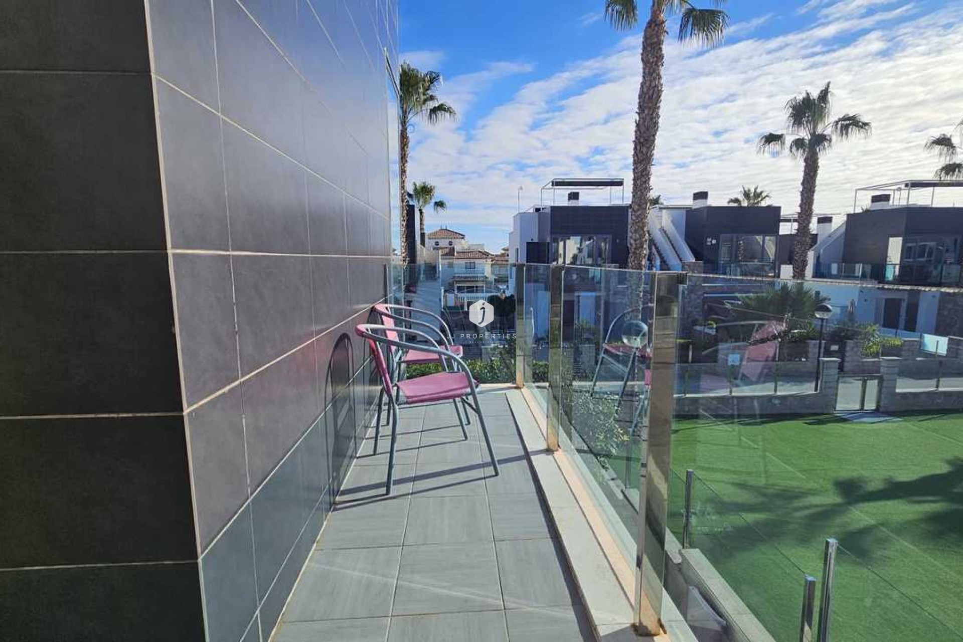 Aus zweiter Hand - Villa -
Cabo Roig - Costa Blanca