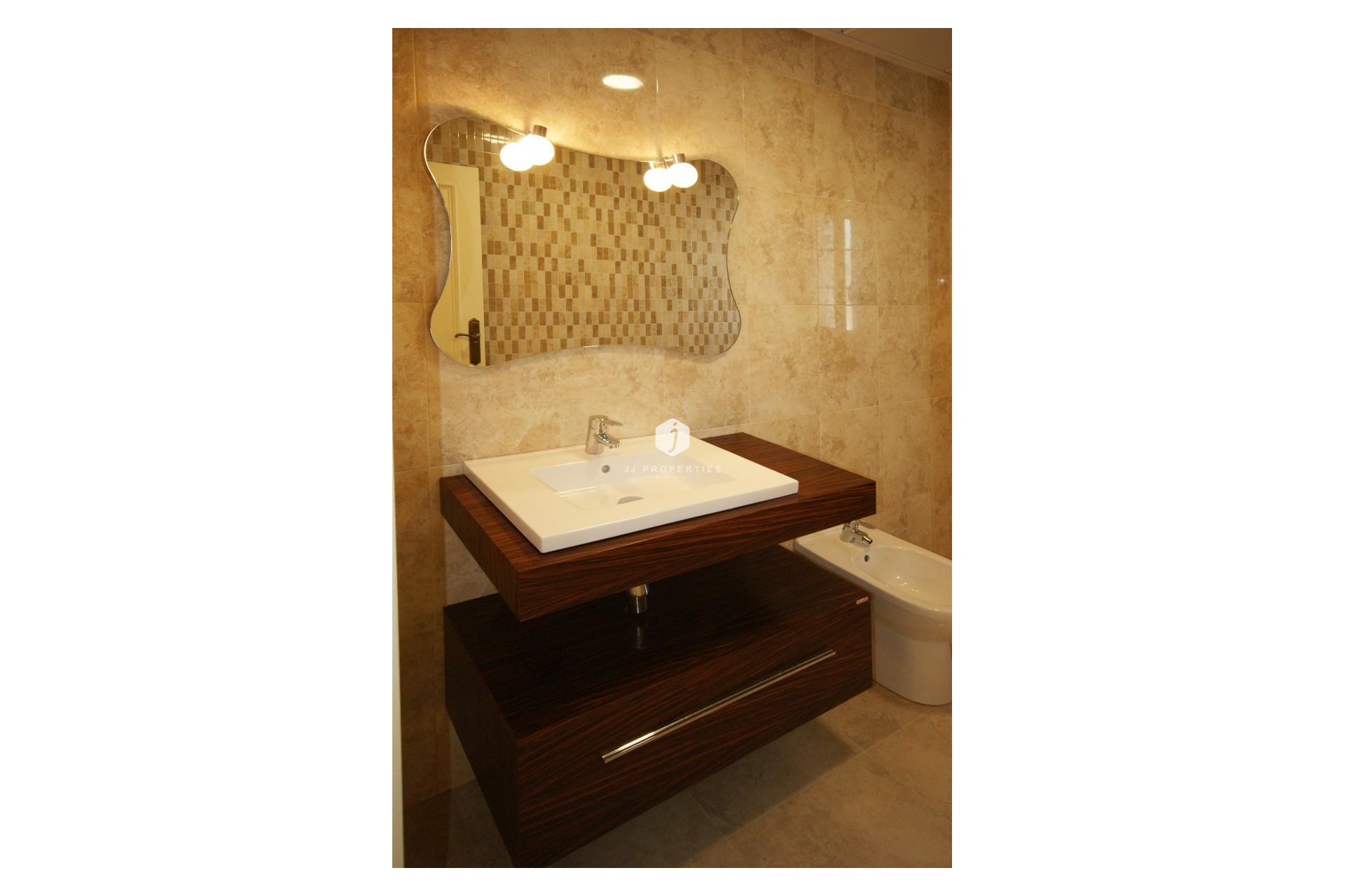 Aus zweiter Hand - Villa -
Cabo Roig - Costa Blanca