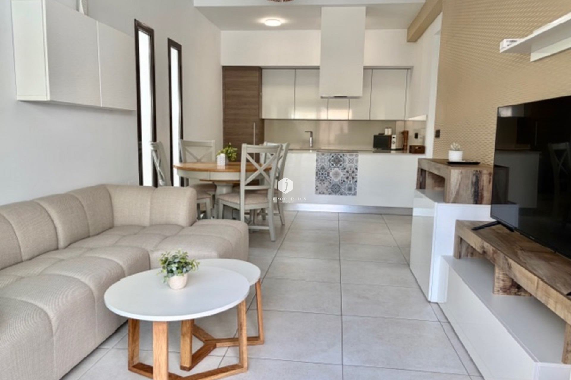 Aus zweiter Hand - Villa -
Cabo Roig - Costa Blanca