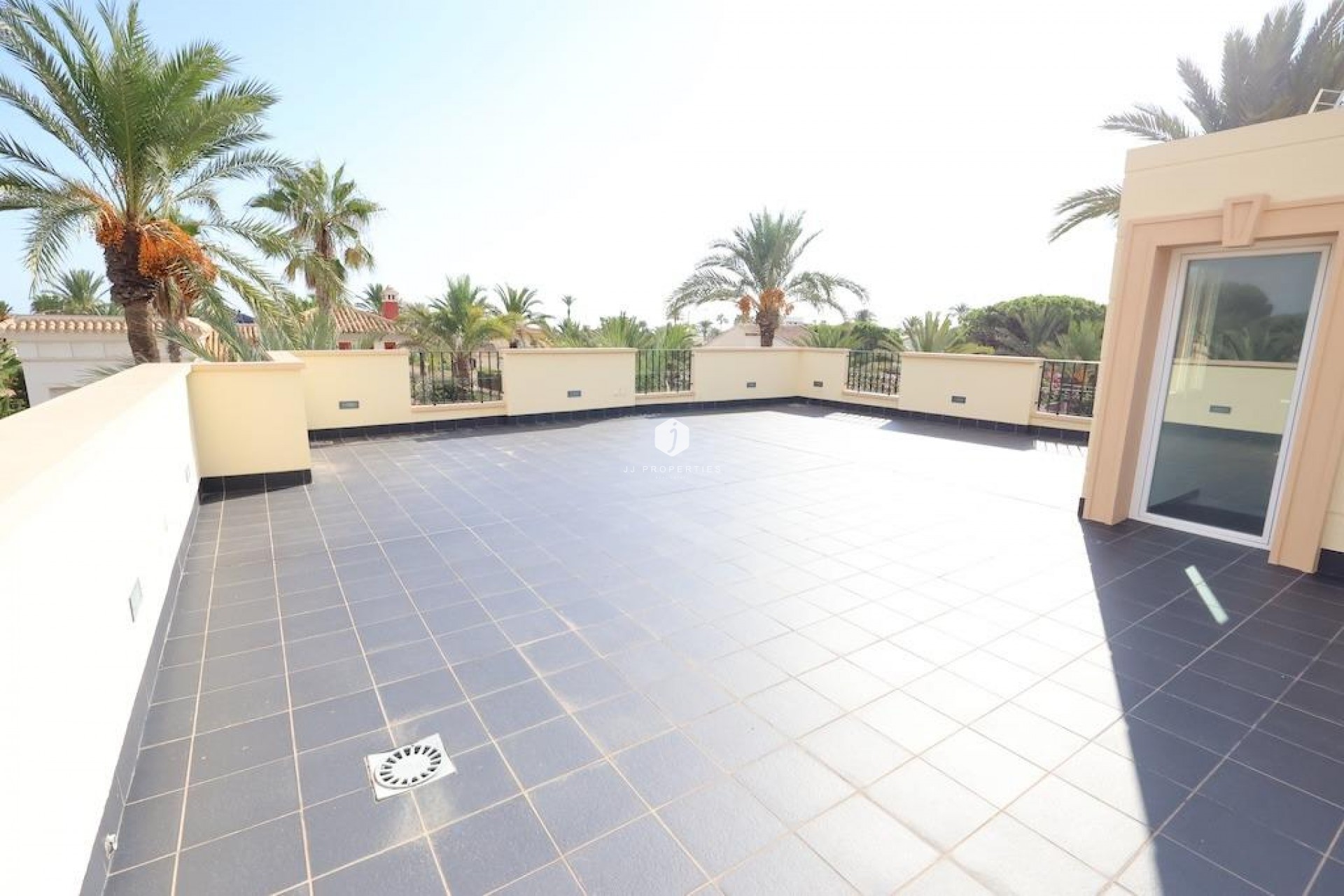 Aus zweiter Hand - Villa -
Cabo Roig - Costa Blanca