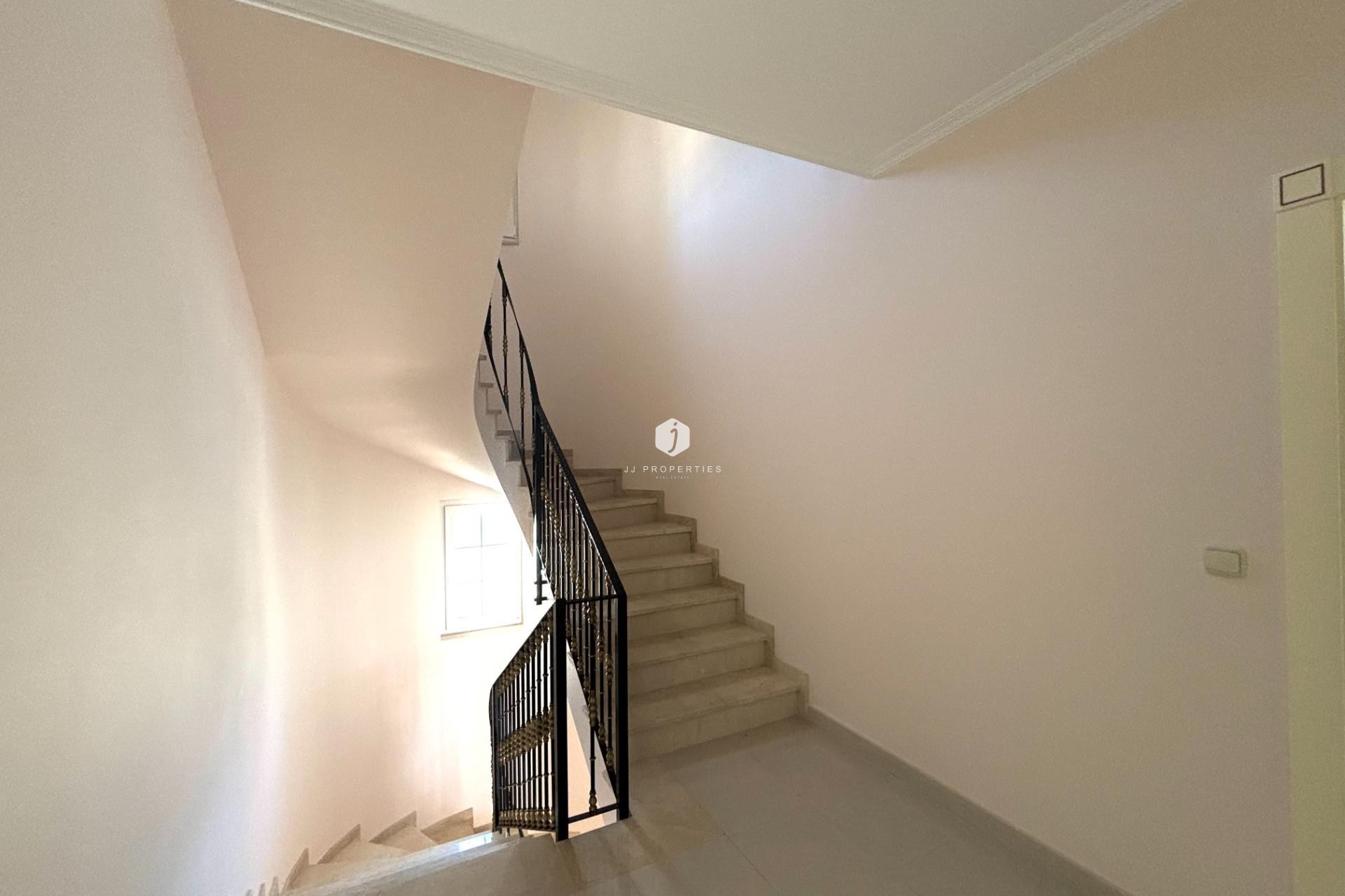 Aus zweiter Hand - Villa -
Cabo Roig - Costa Blanca