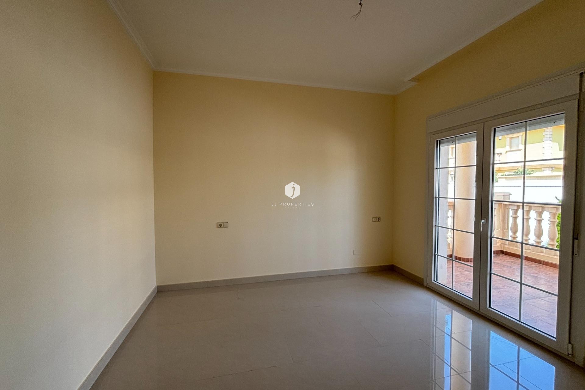 Aus zweiter Hand - Villa -
Cabo Roig - Costa Blanca