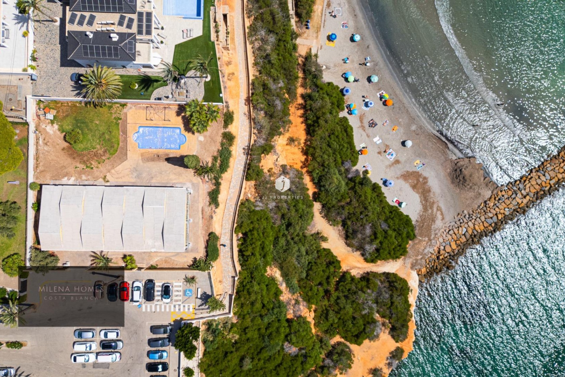 Aus zweiter Hand - Villa -
Cabo Roig