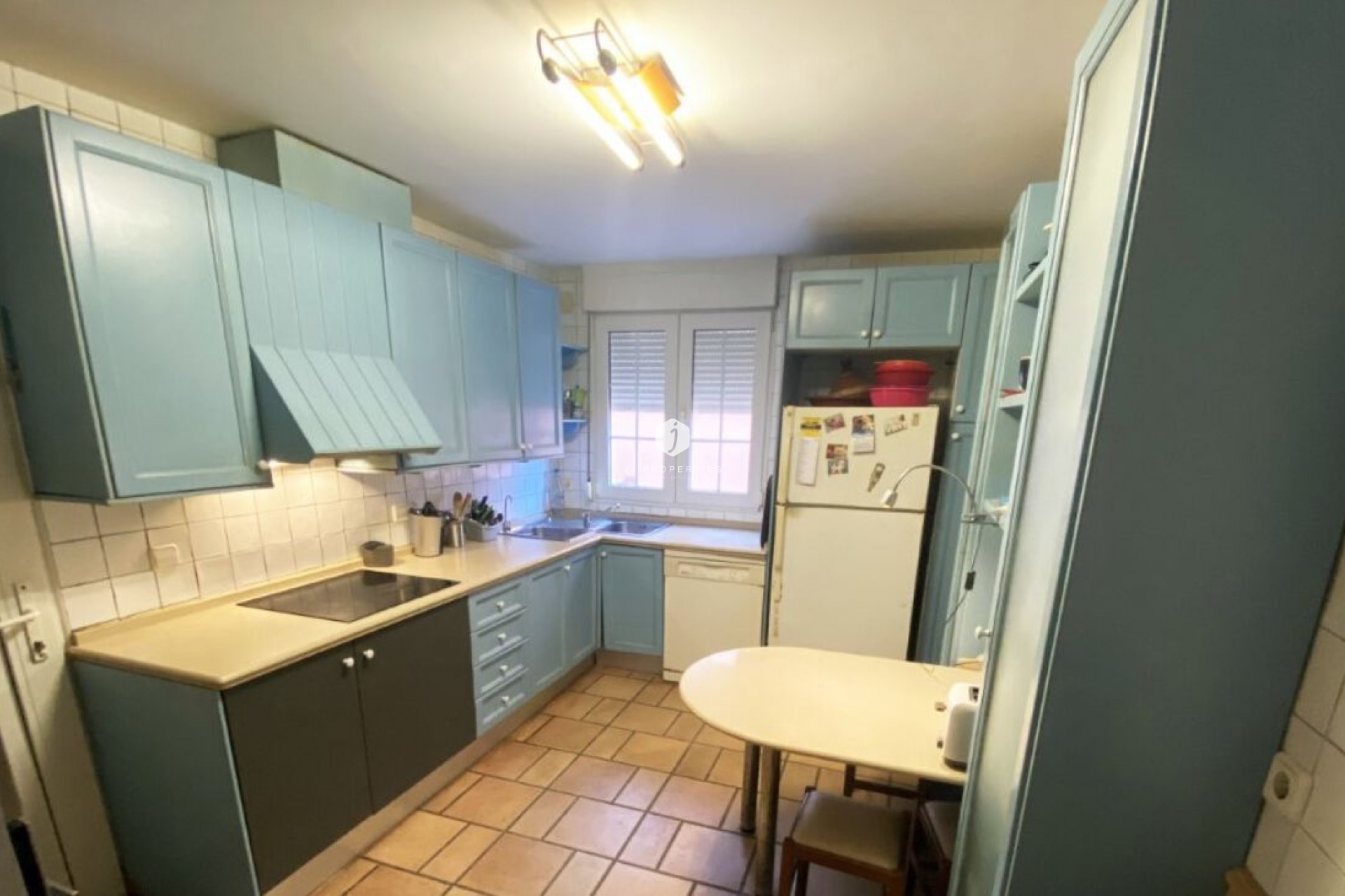 Aus zweiter Hand - Villa -
Campoamor - Costa Blanca