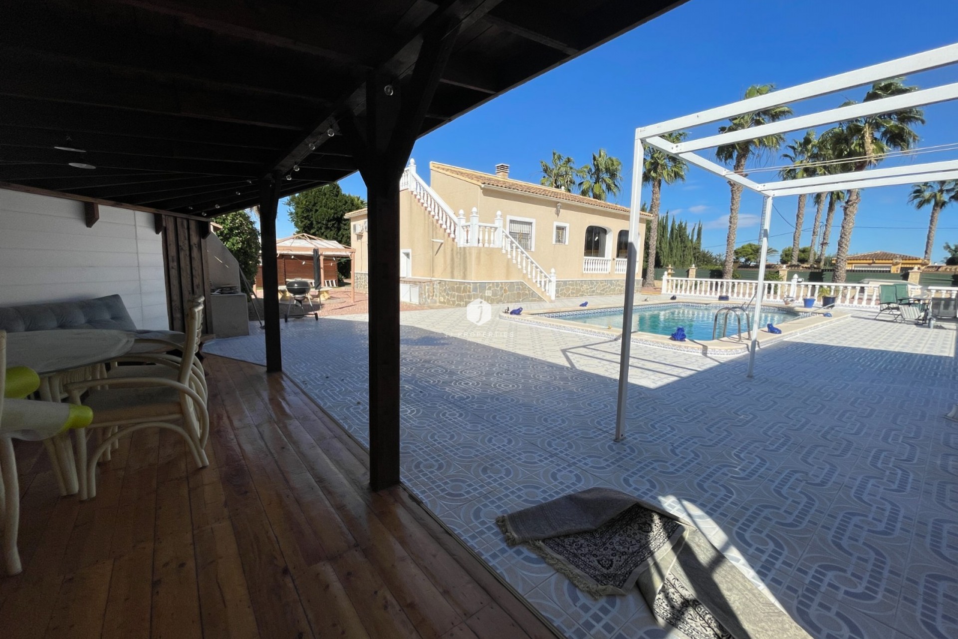 Aus zweiter Hand - Villa -
Catral - Costa Blanca