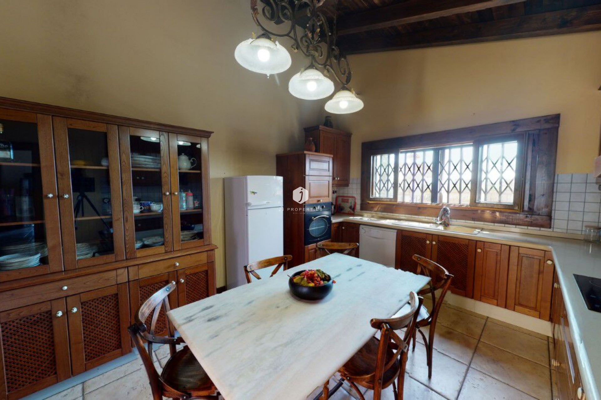 Aus zweiter Hand - Villa -
Catral - Costa Blanca