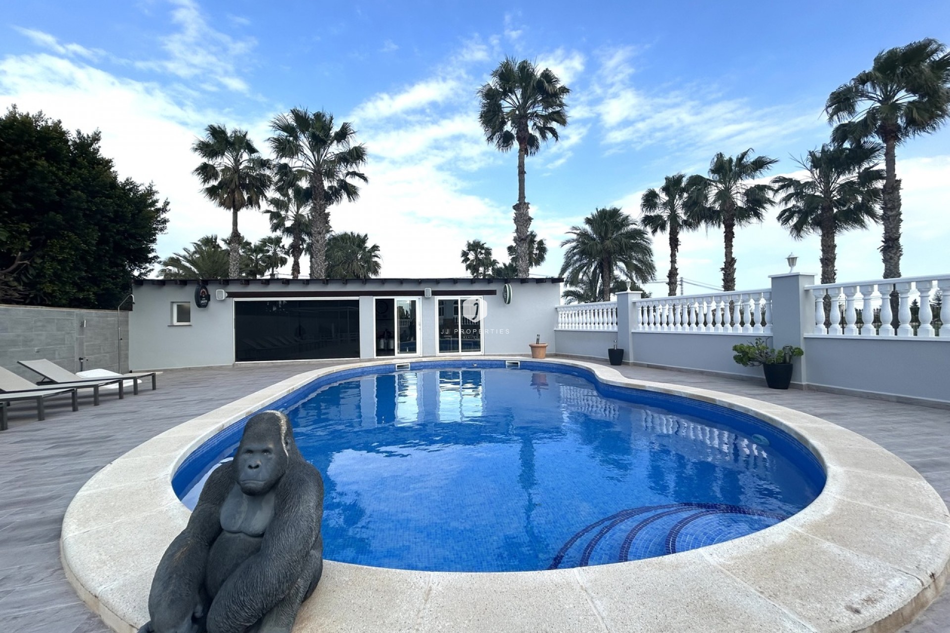 Aus zweiter Hand - Villa -
Catral - Costa Blanca