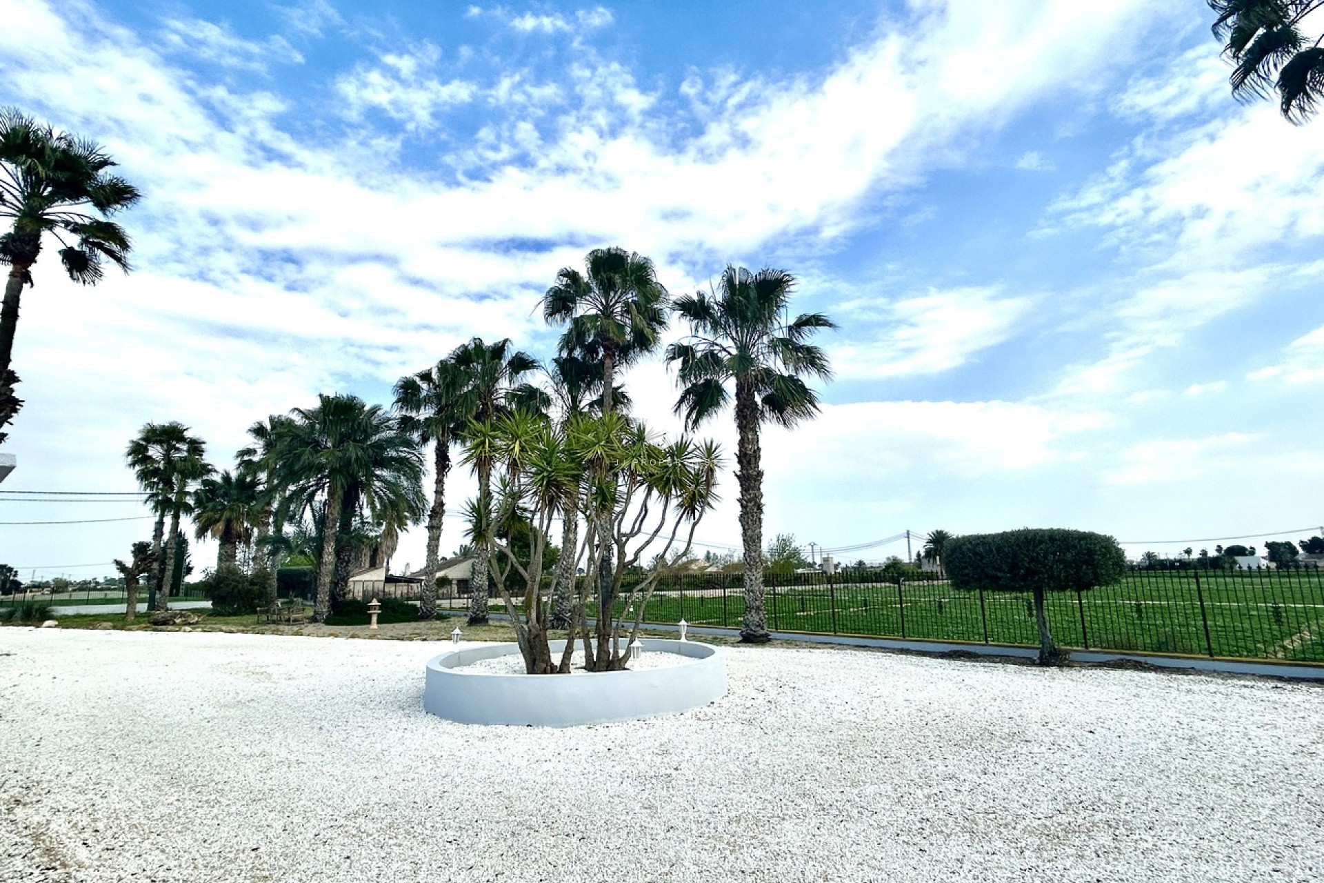 Aus zweiter Hand - Villa -
Catral - Costa Blanca