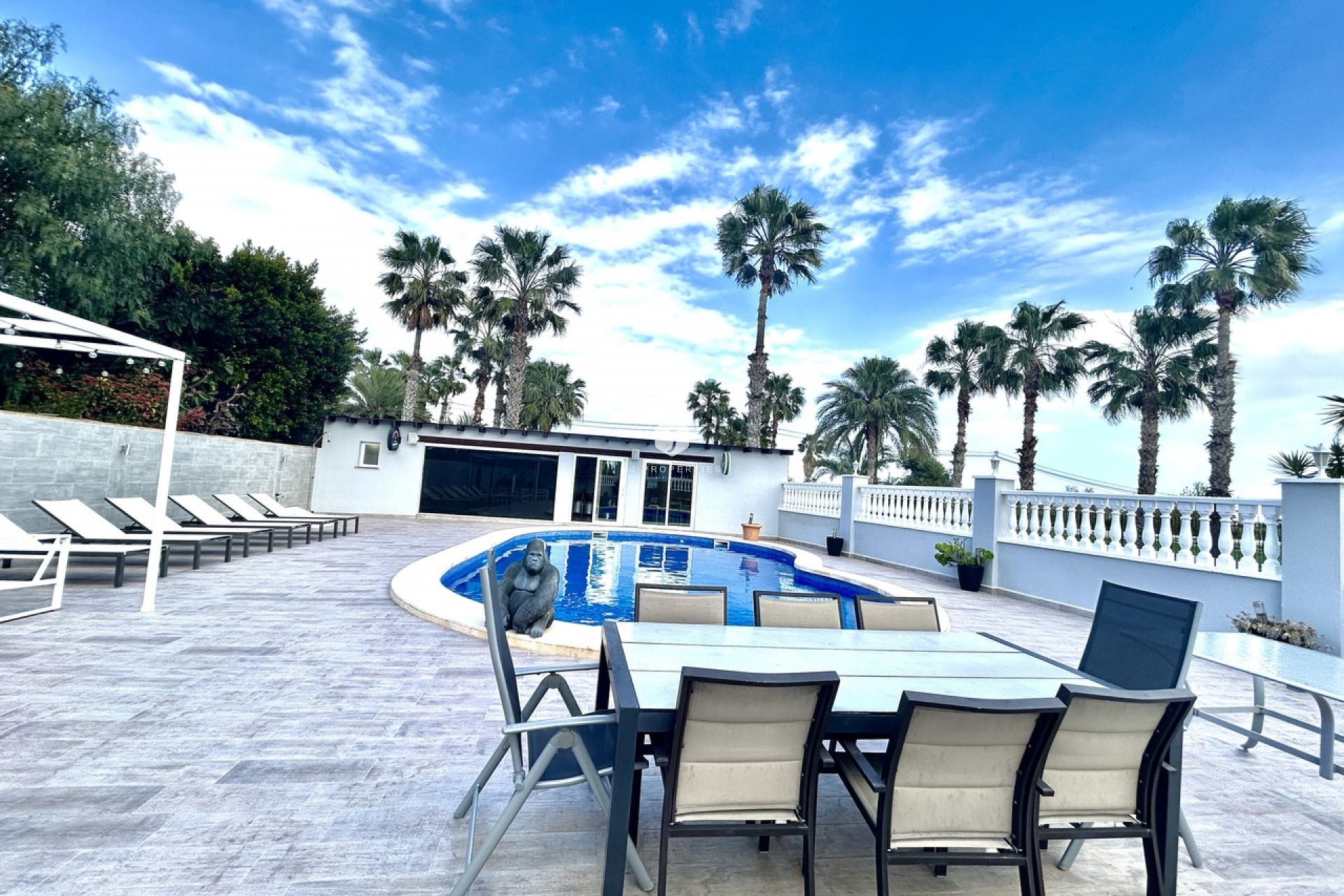 Aus zweiter Hand - Villa -
Catral - Costa Blanca