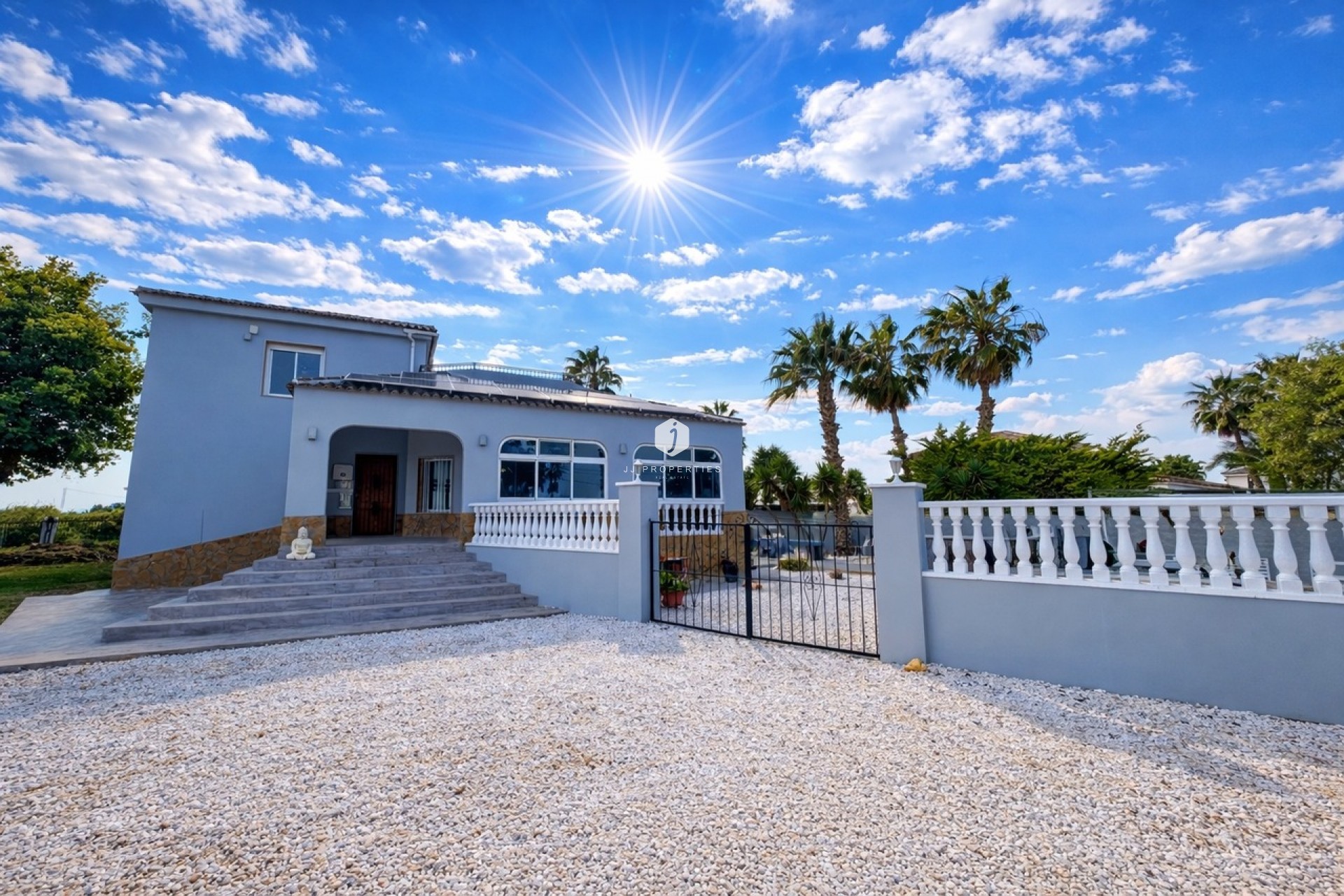 Aus zweiter Hand - Villa -
Catral - Costa Blanca
