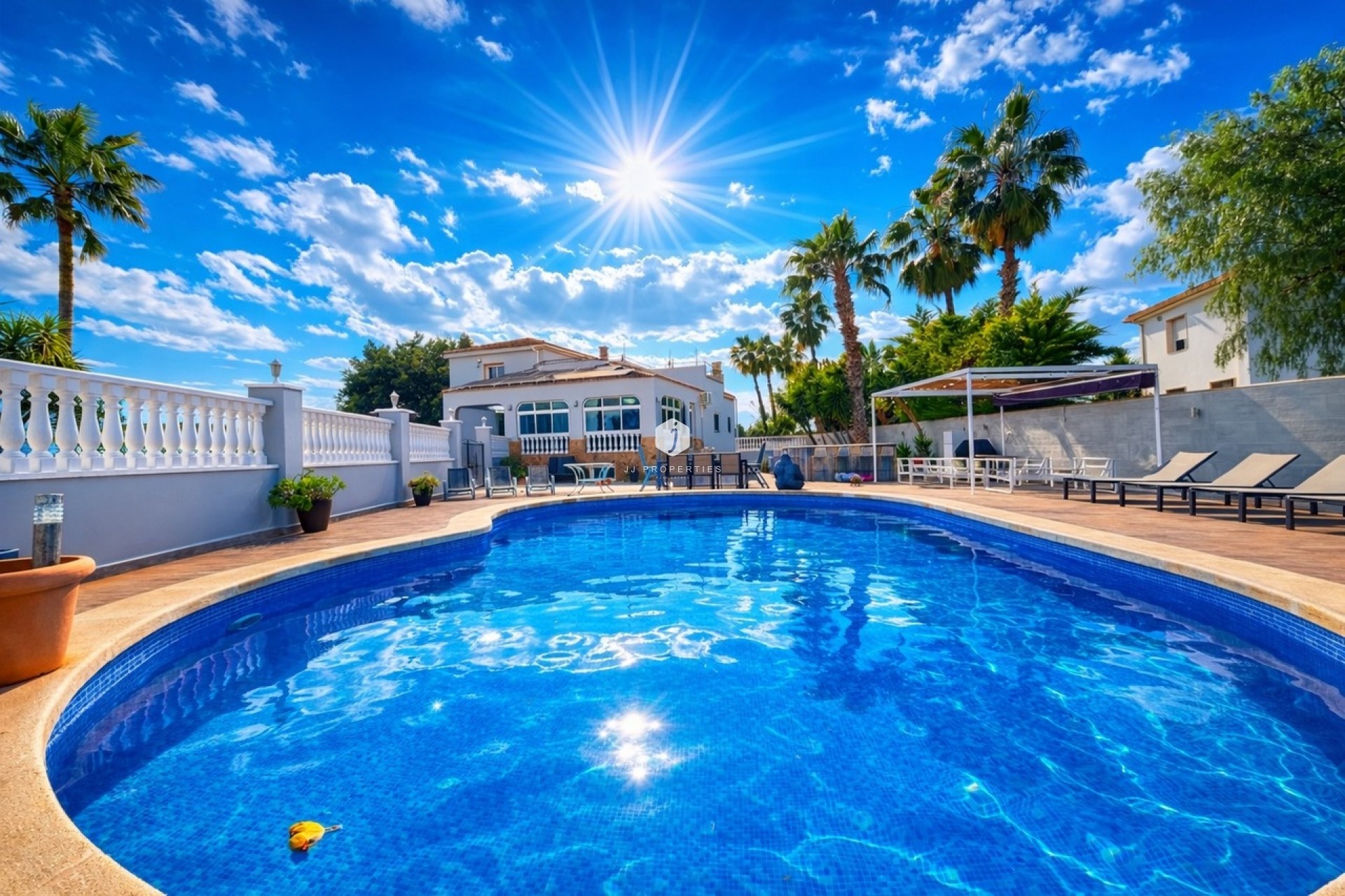 Aus zweiter Hand - Villa -
Catral - Costa Blanca