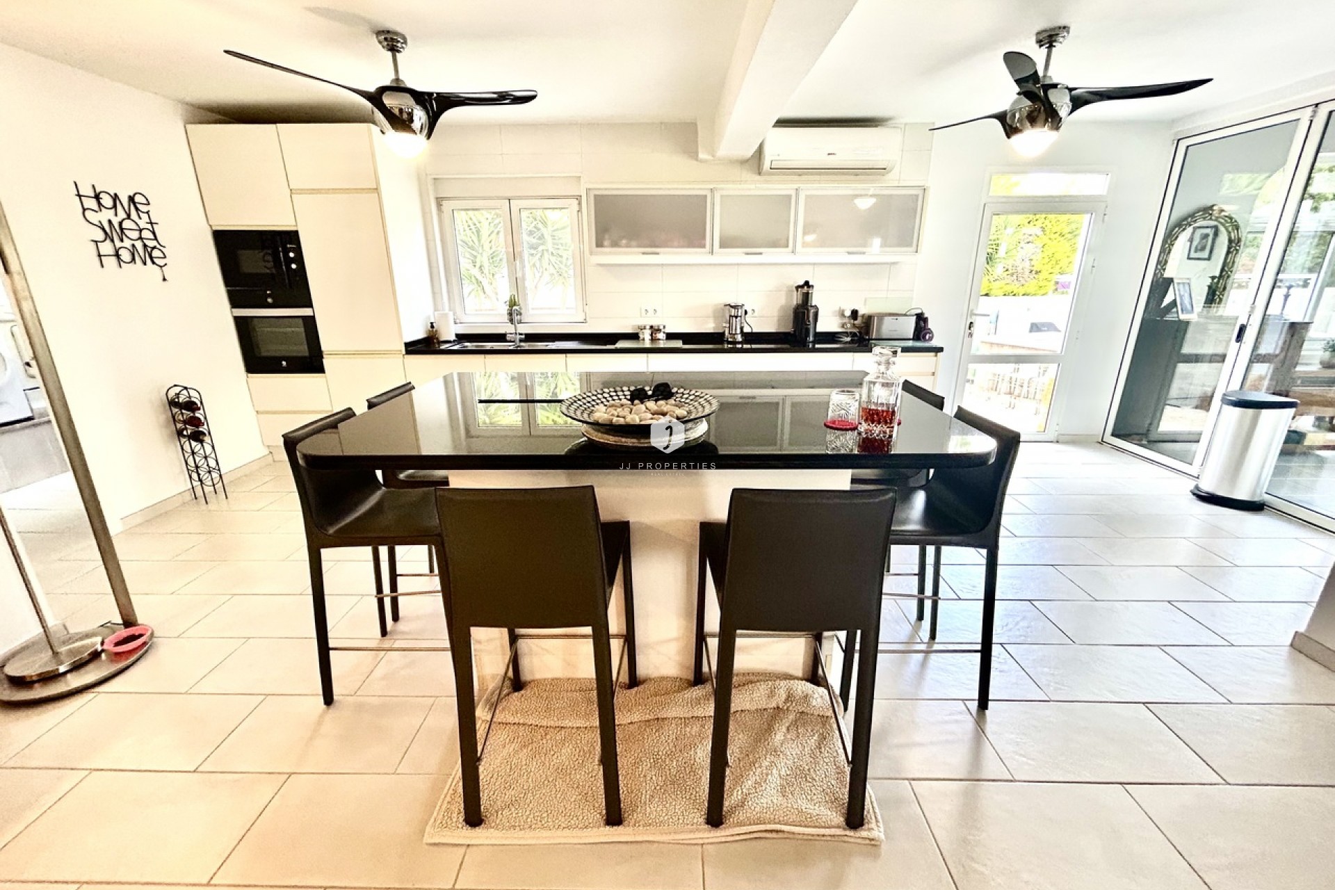 Aus zweiter Hand - Villa -
Catral - Costa Blanca