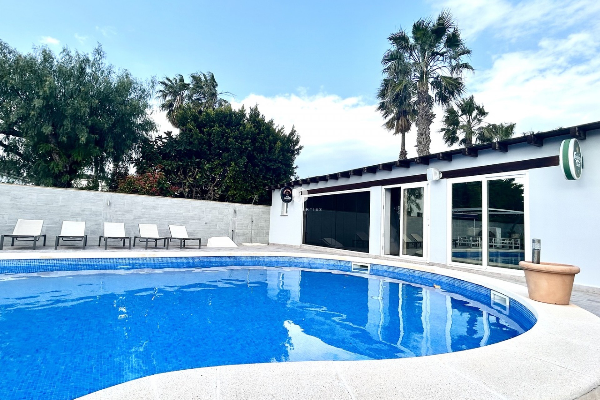 Aus zweiter Hand - Villa -
Catral - Costa Blanca