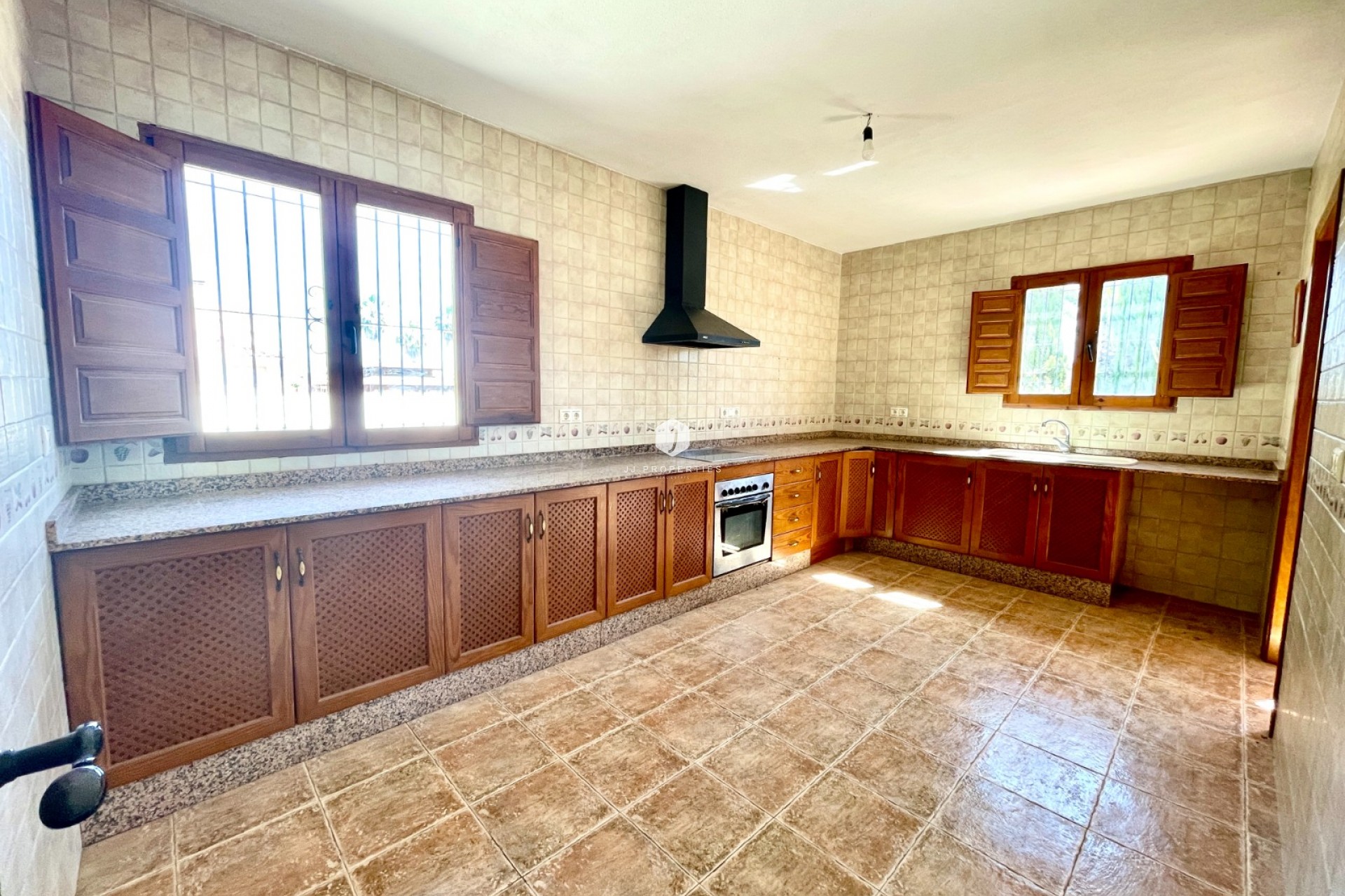 Aus zweiter Hand - Villa -
Catral - Costa Blanca