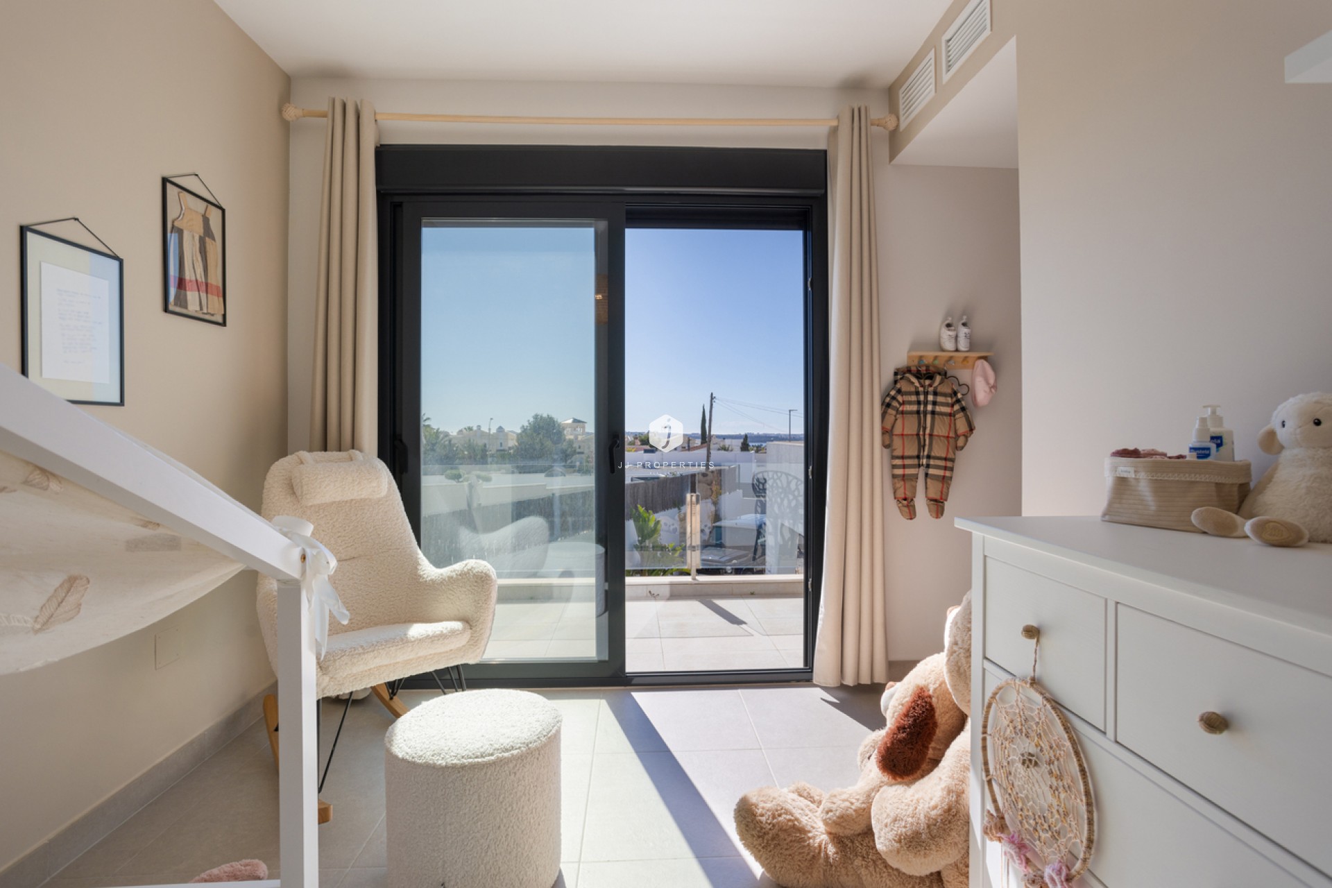 Aus zweiter Hand - Villa -
Ciudad Quesada - center