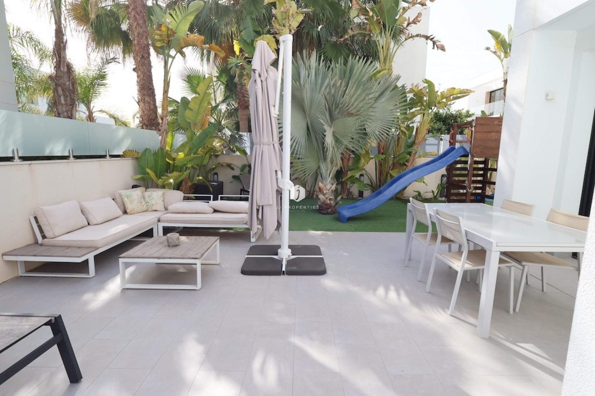 Aus zweiter Hand - Villa -
Ciudad Quesada - Costa Blanca